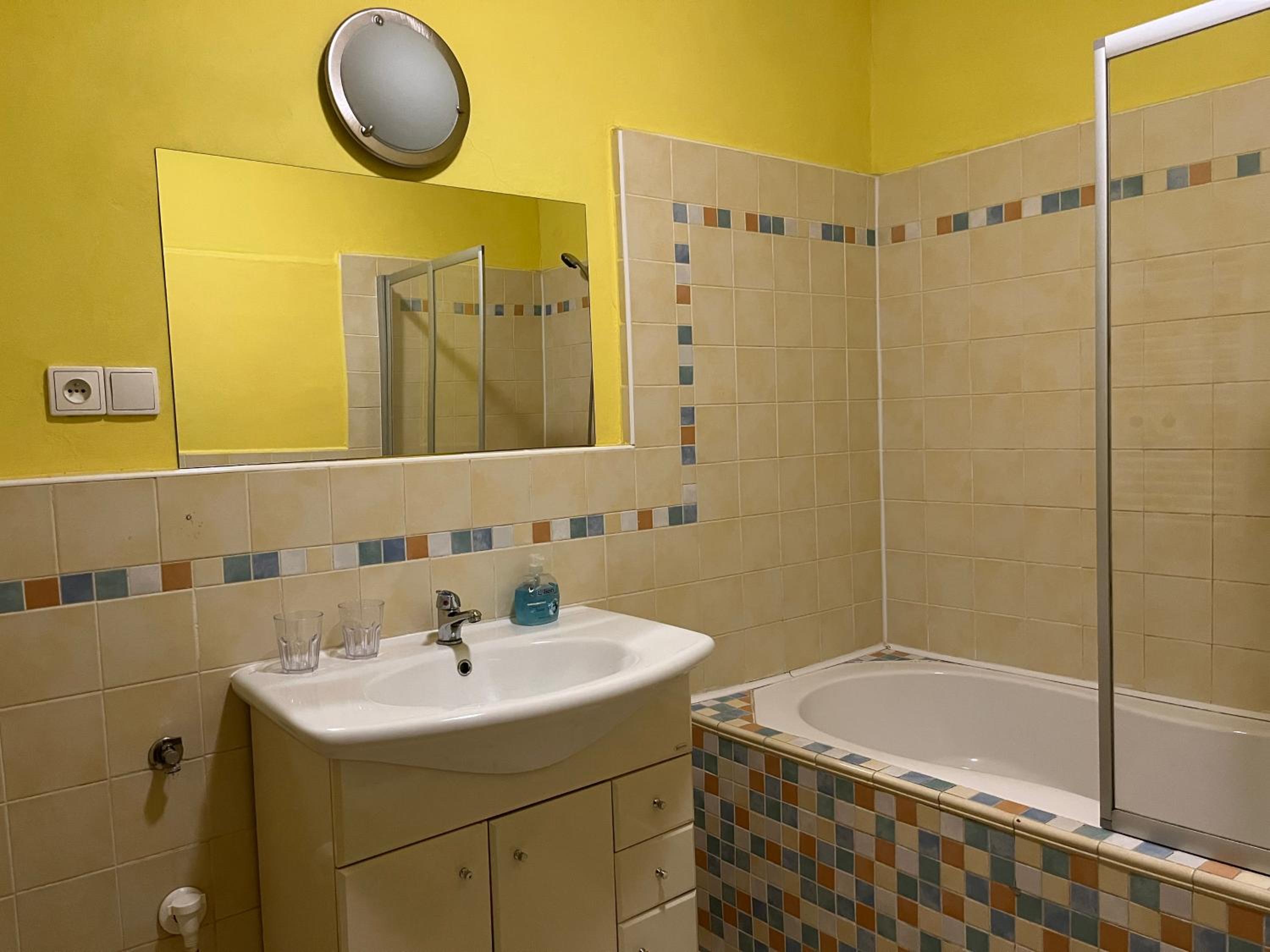 Family Room with Bathroom - Photo 7