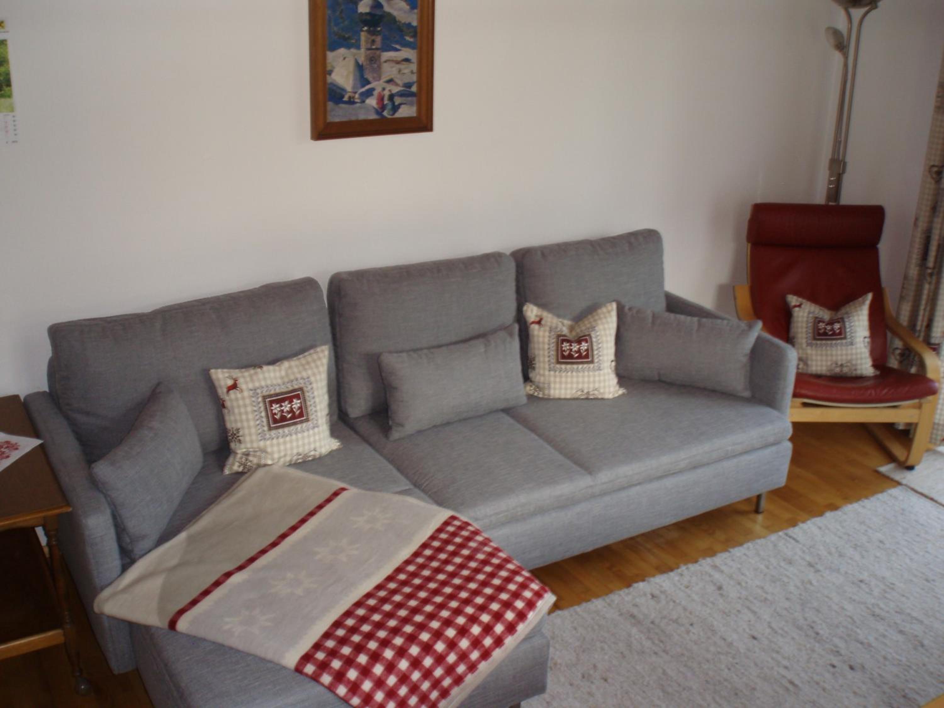 Two-Bedroom Apartment with Balcony photo 2