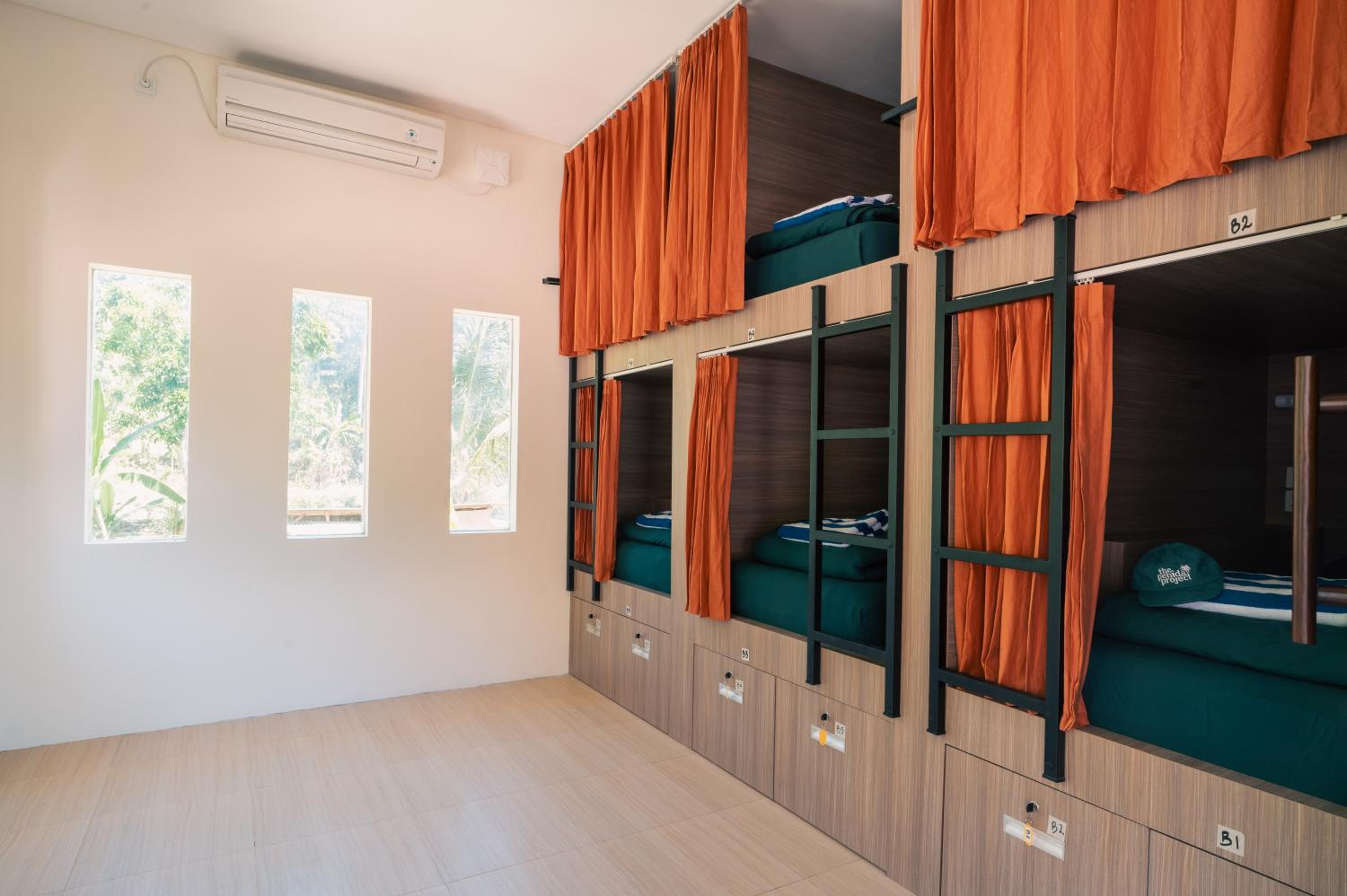 Bed in 6-Bed Mixed Dormitory Room photo 2