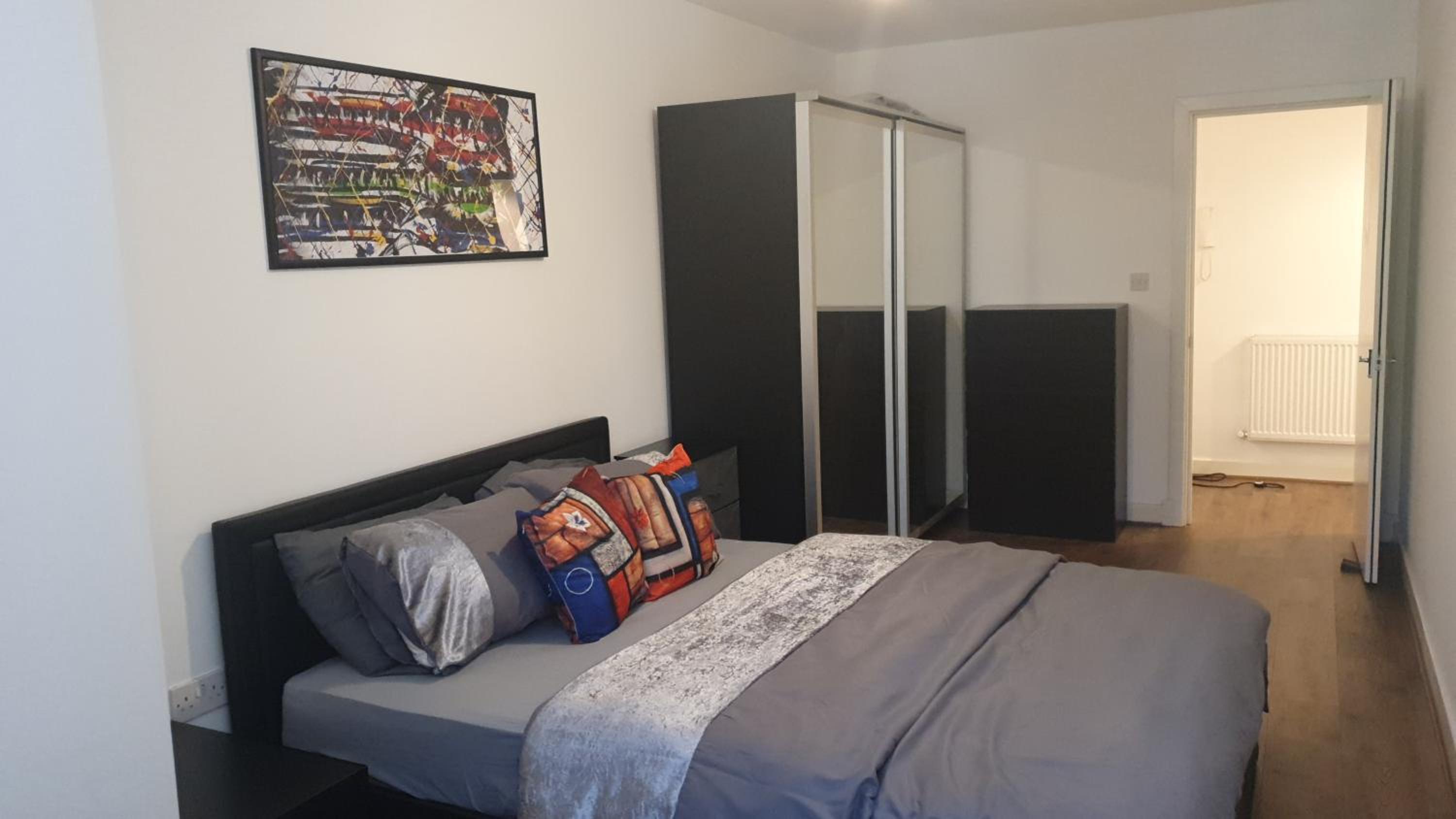 Double Room With Shared Bathroom photo 1
