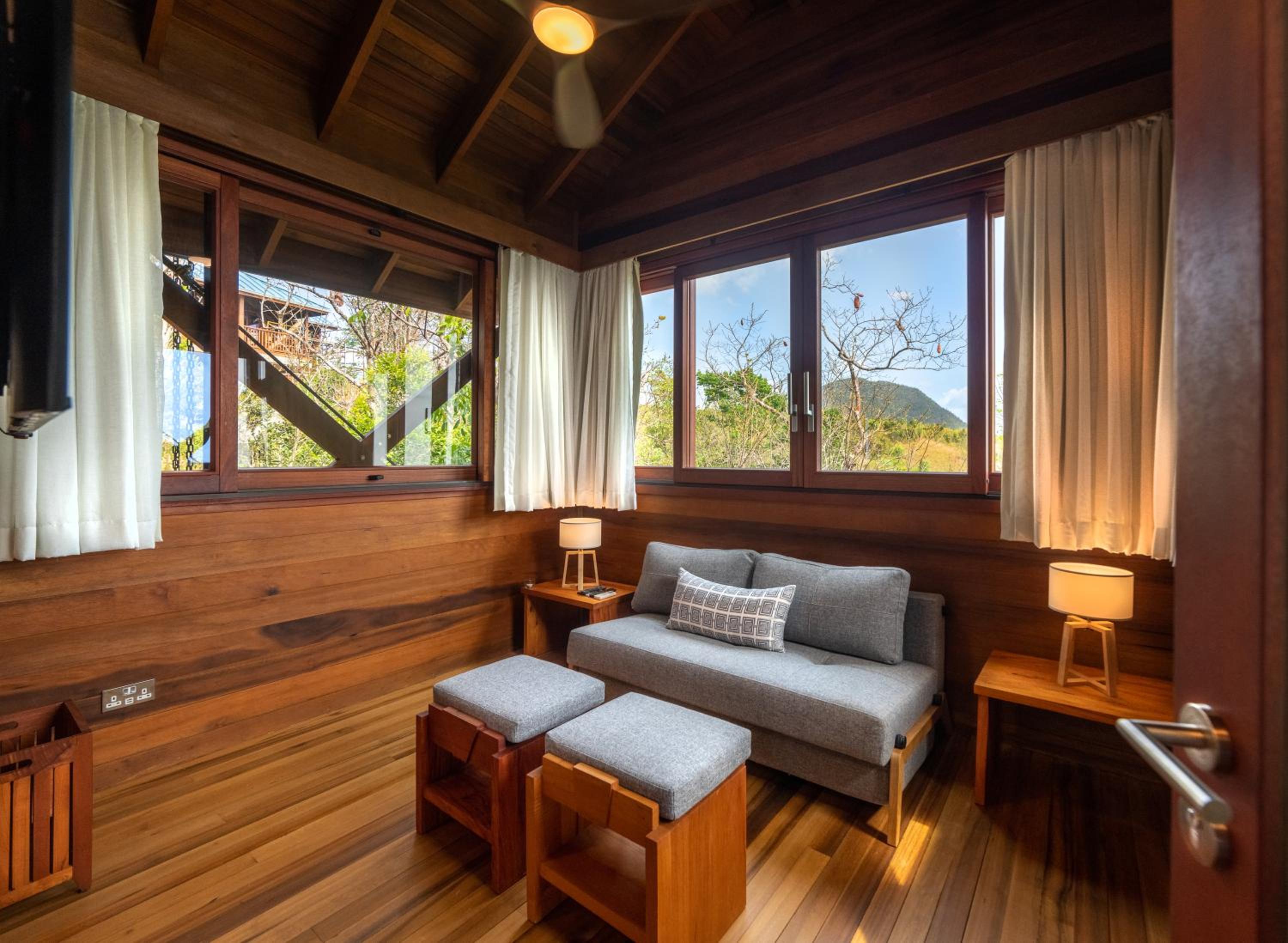 Villa photo 3