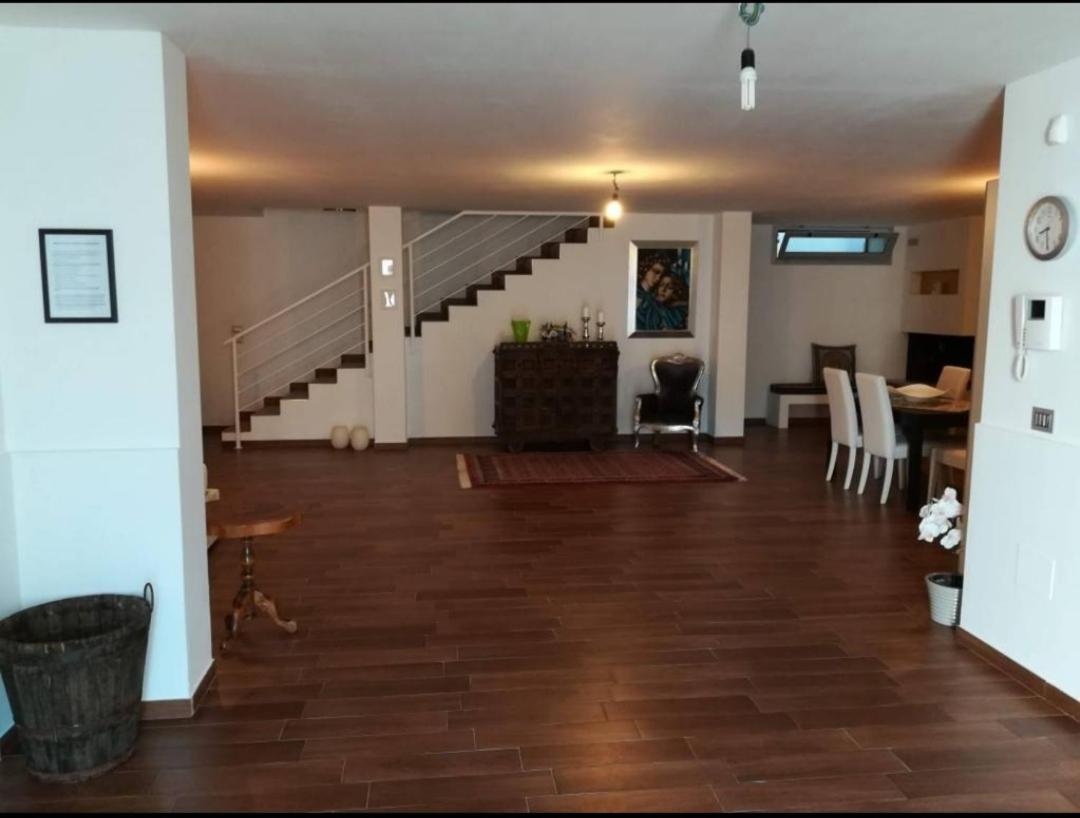 Studio Apartment photo 2