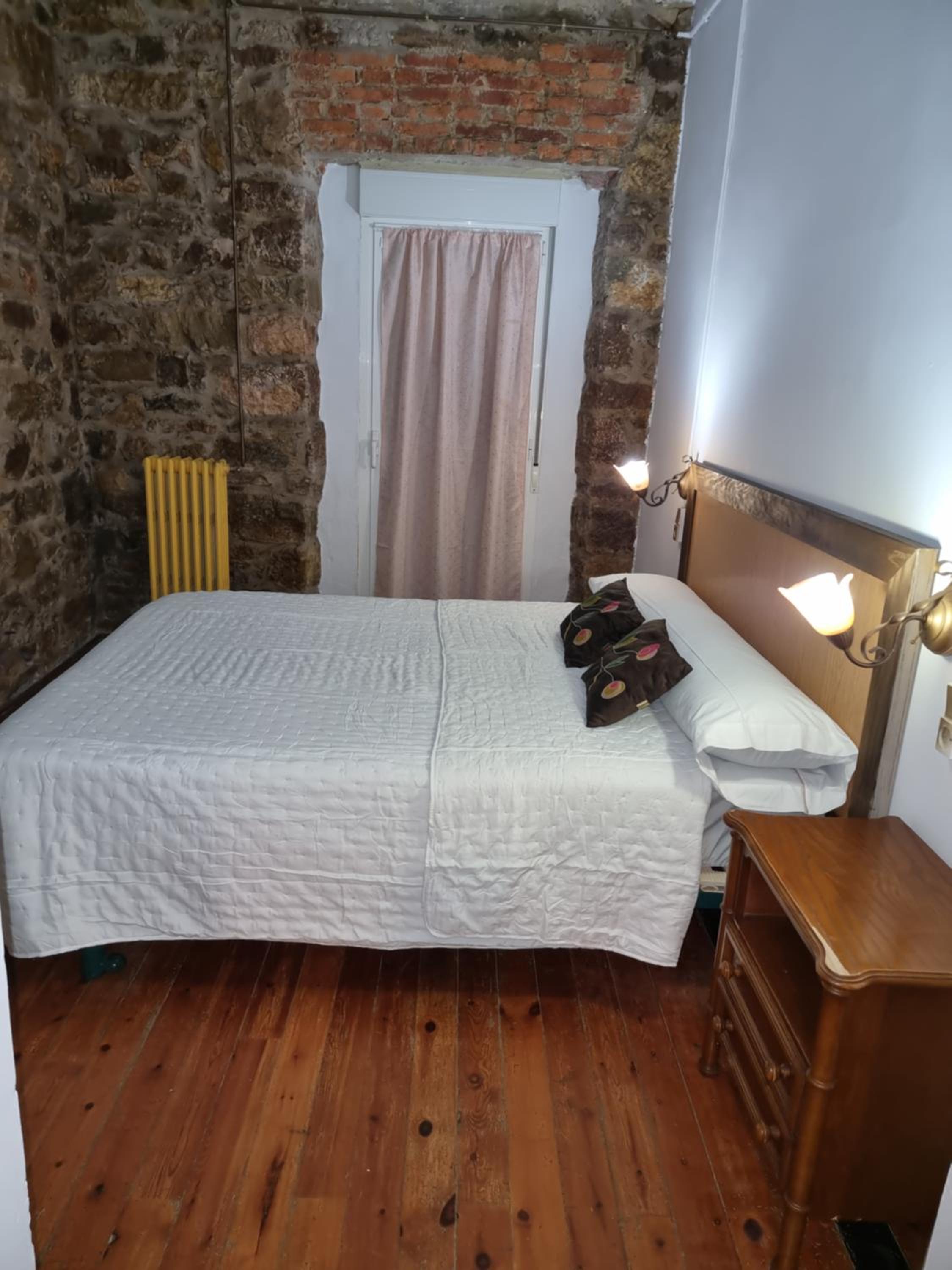 Habitación Familiar con Vista a la Montaña