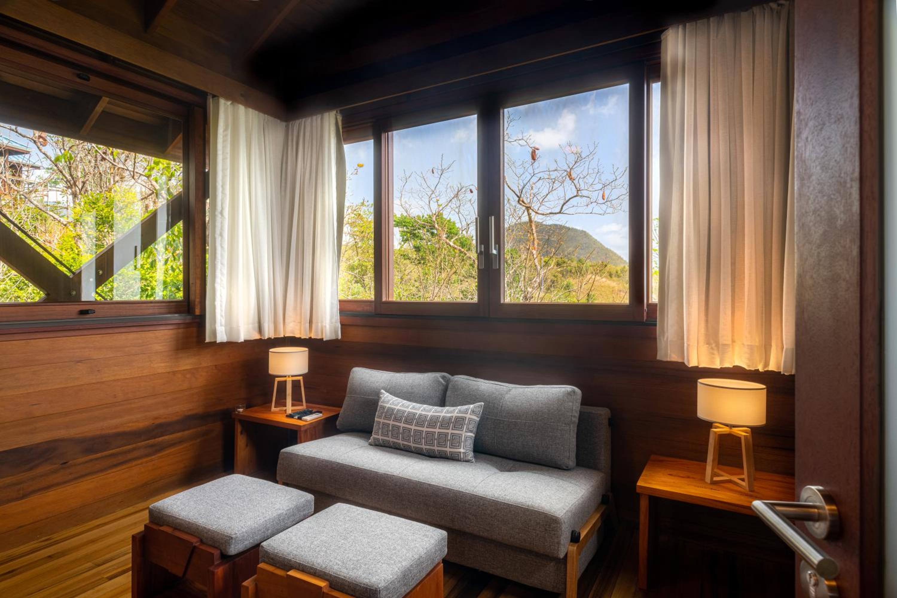 Clifftop Zabuco Honeymoon Villa I