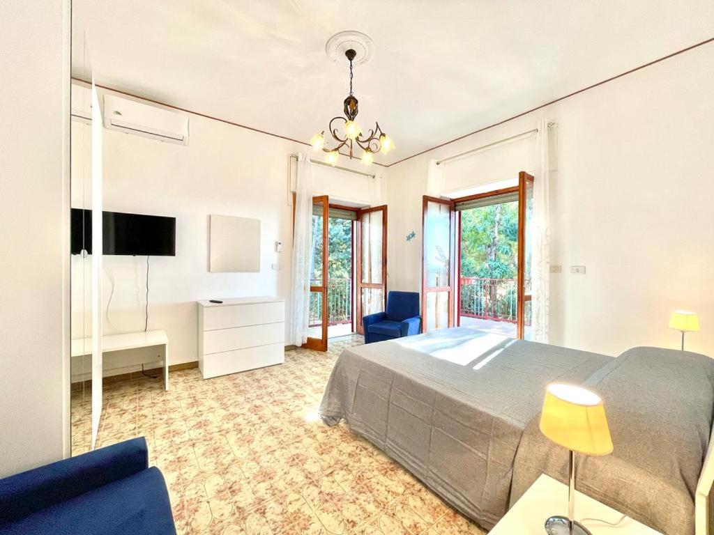 Double Room with Balcony and Sea View