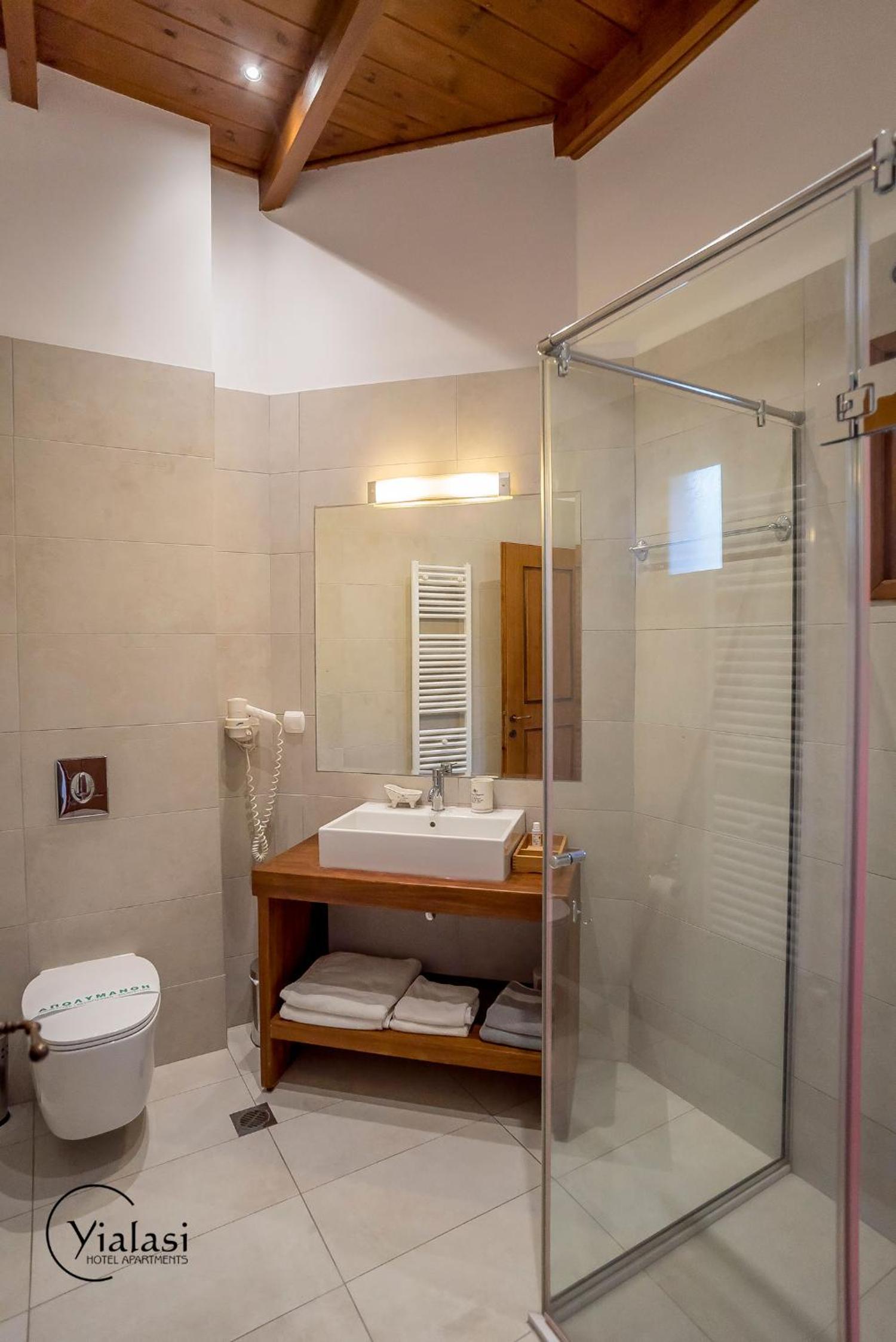 Deluxe Double Room with Sea View - Photo 5