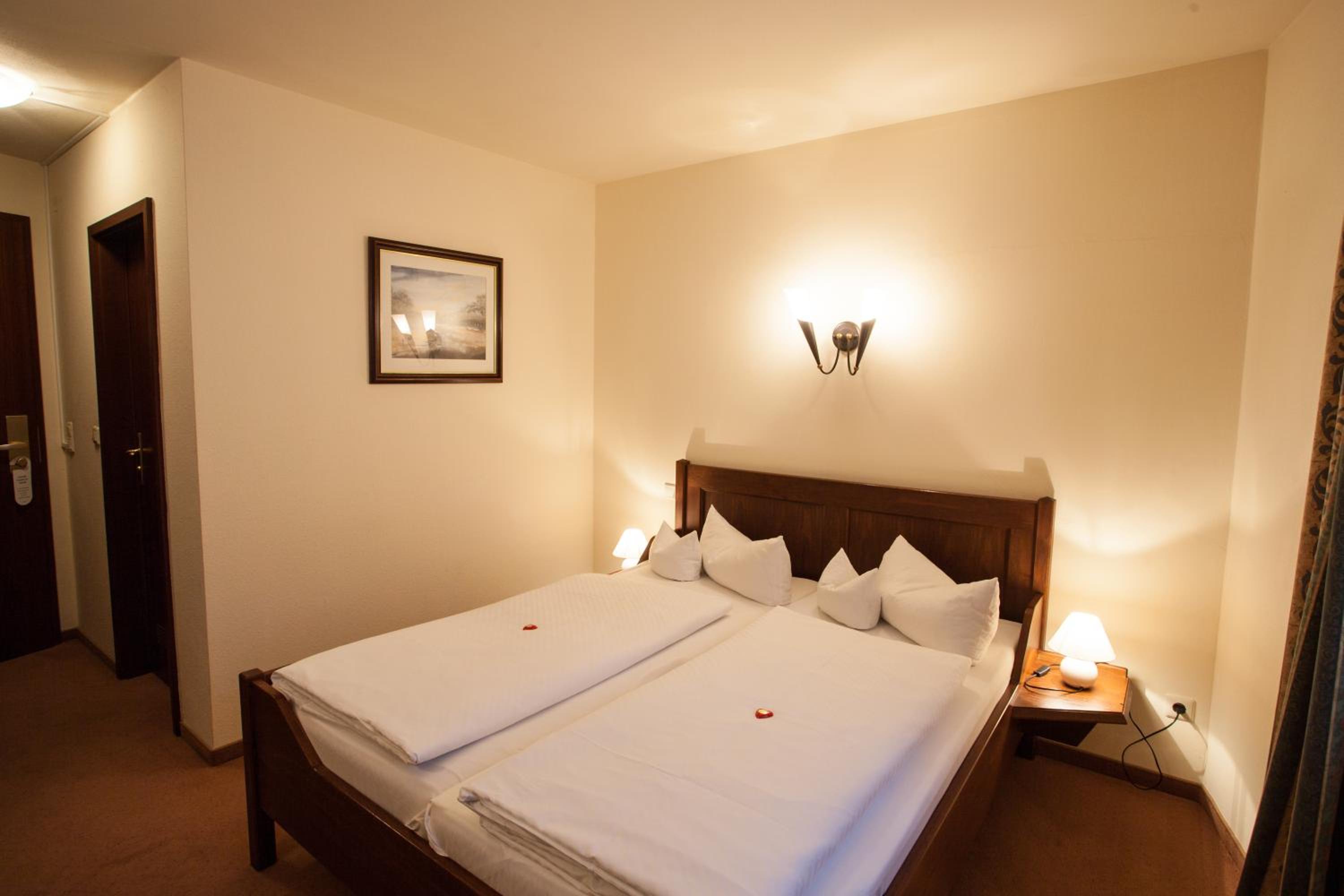 Double Room - Photo 4