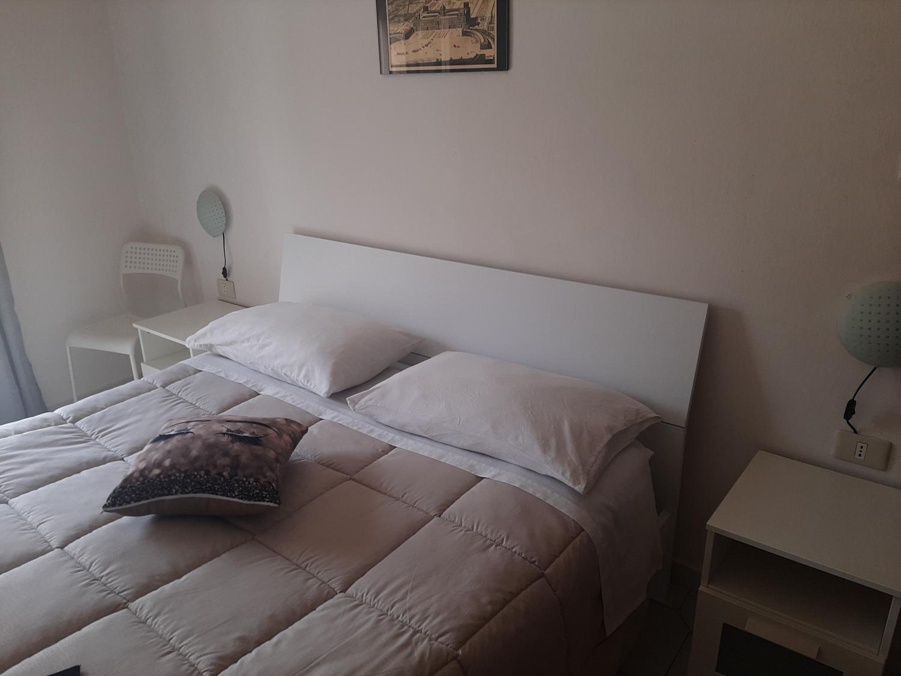Double Room with Private Bathroom photo 1