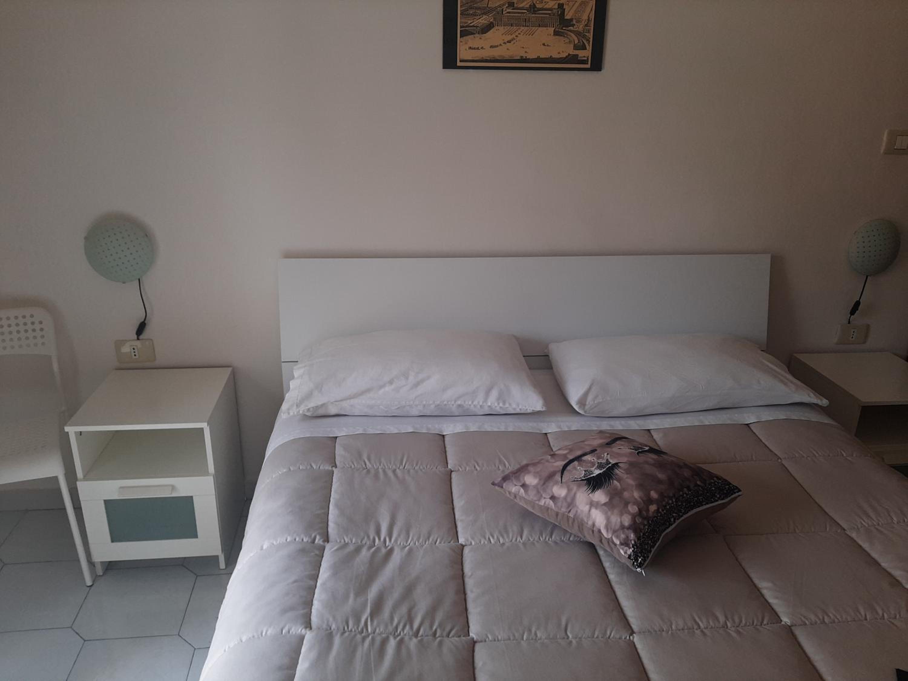 Double Room with Private Bathroom photo 2