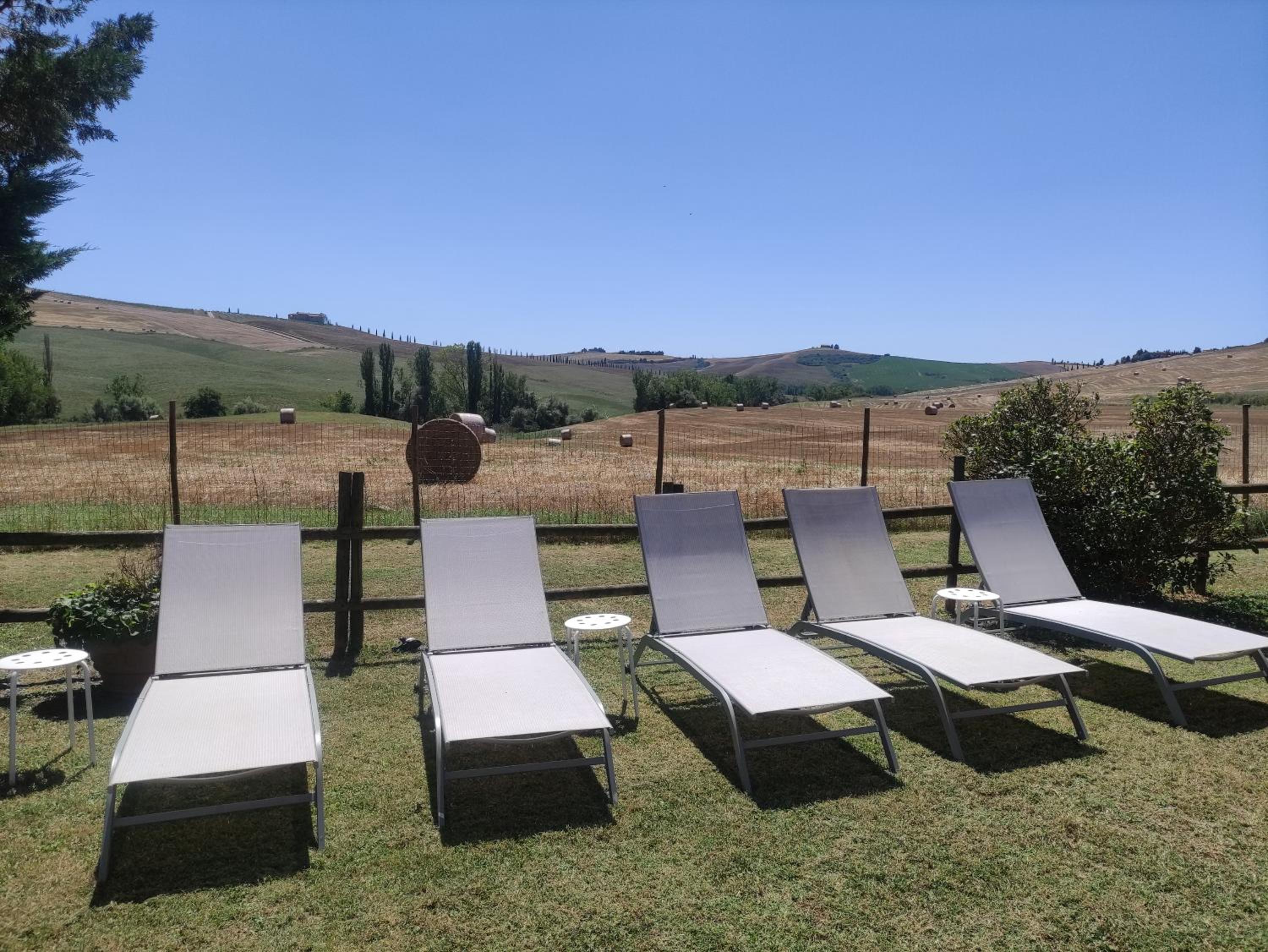 Villa photo 3