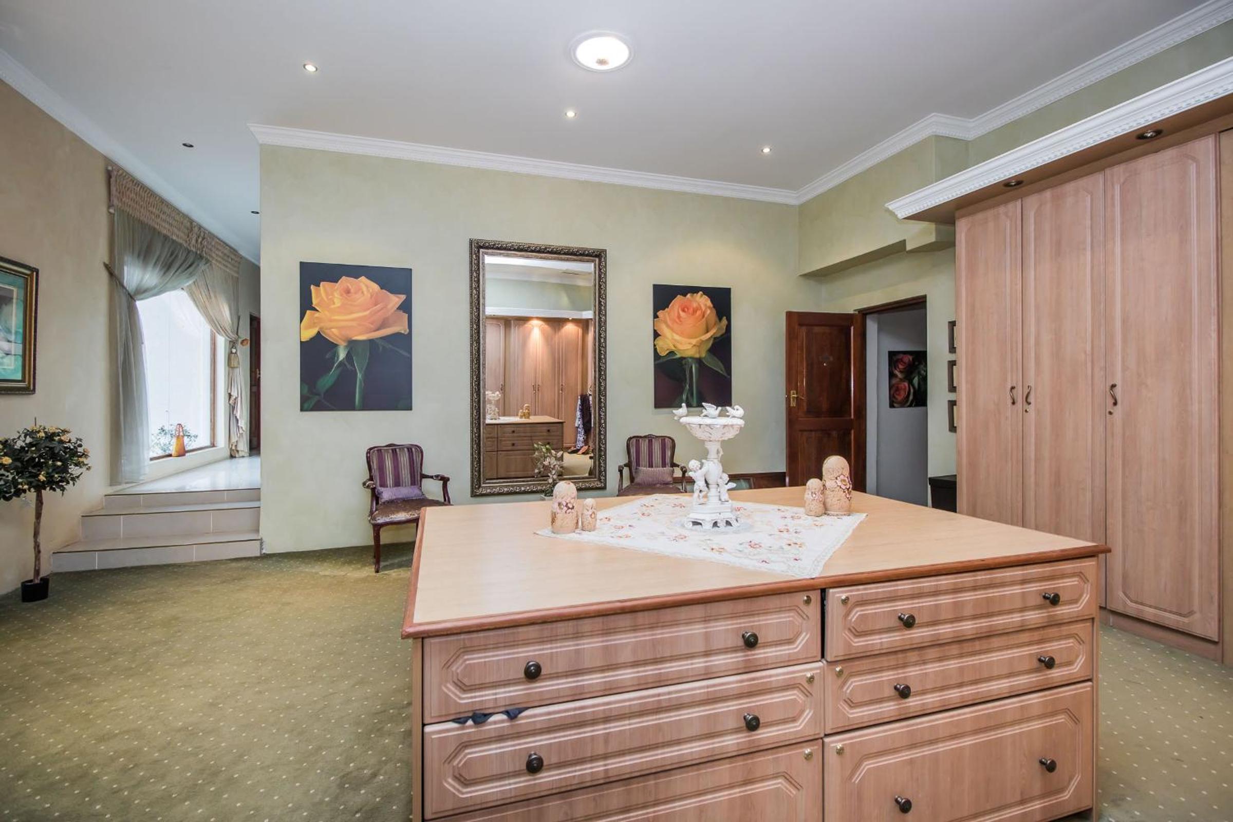 Presidential Suite photo 1