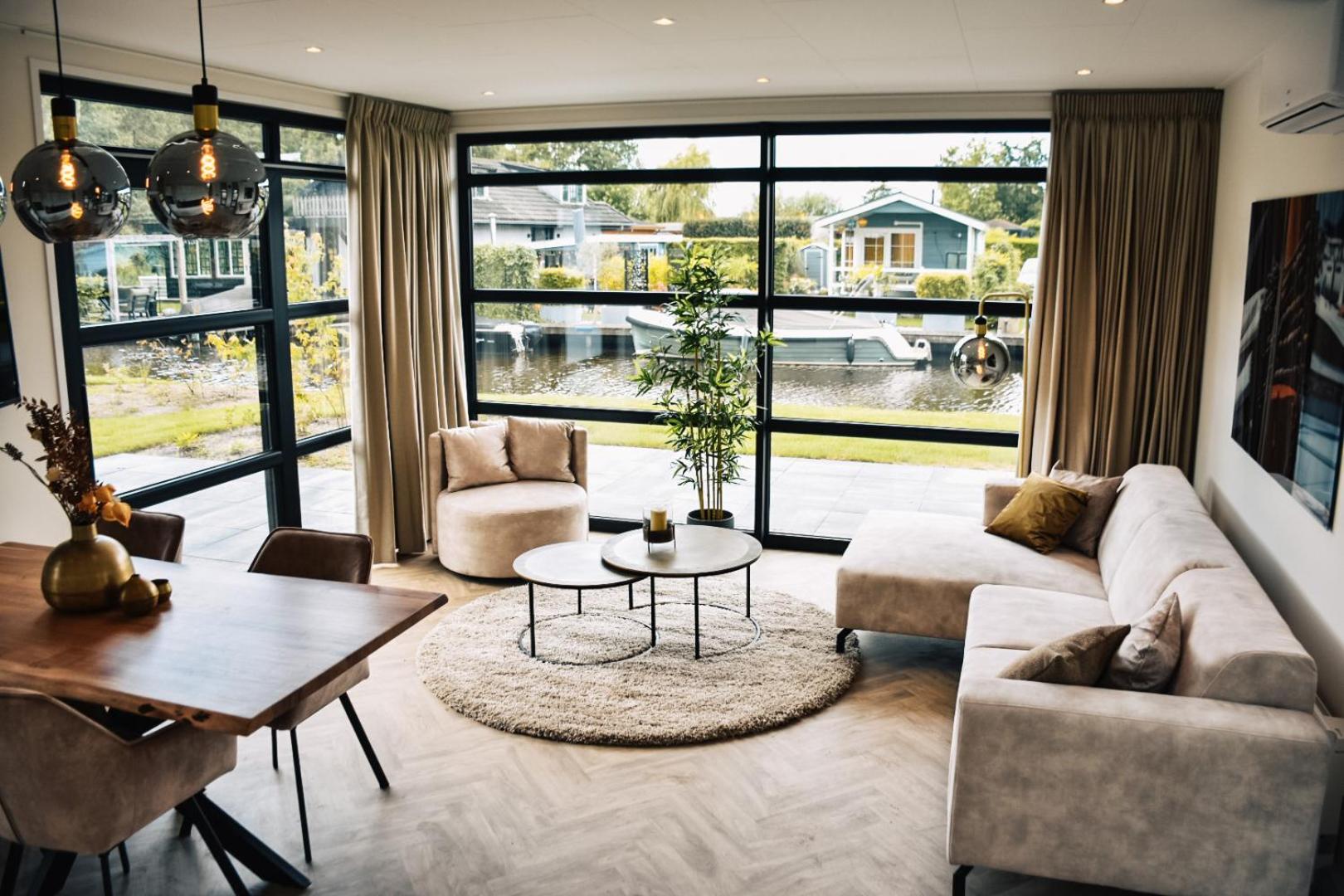 Three-Bedroom Villa photo 1