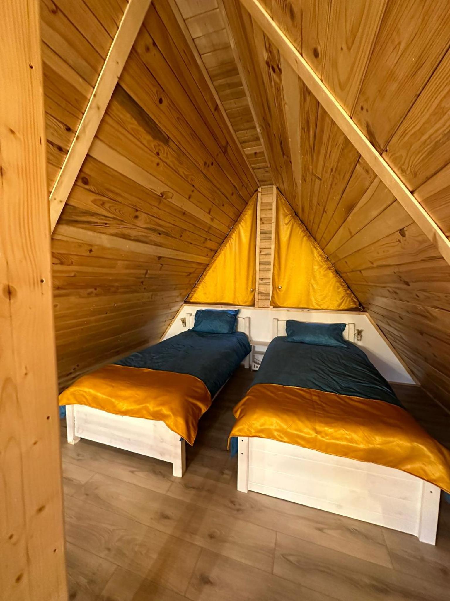 Two-Bedroom Cottage photo 3