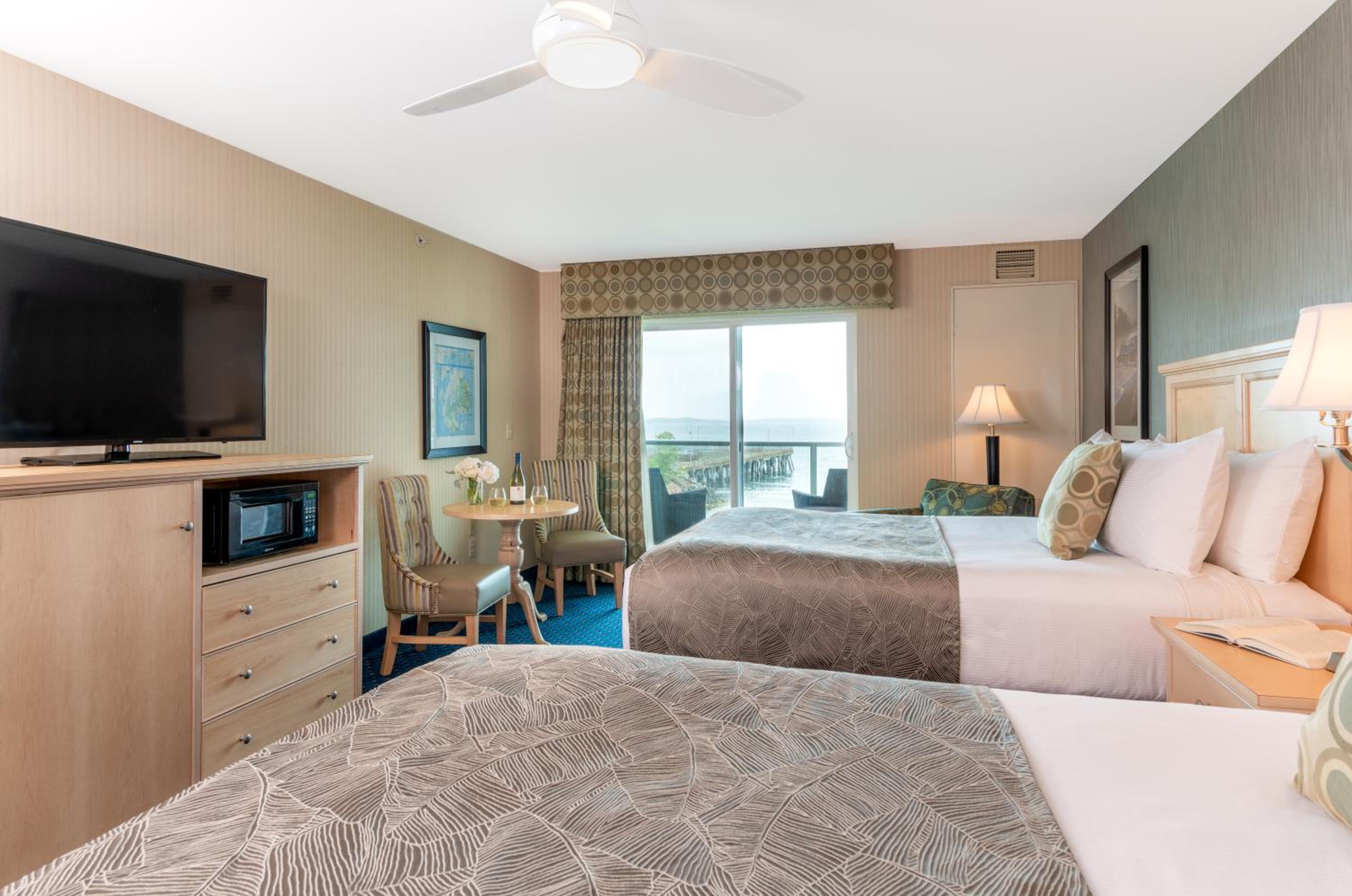 Atlantic View Queen Room with Two Queen Beds with Balcony