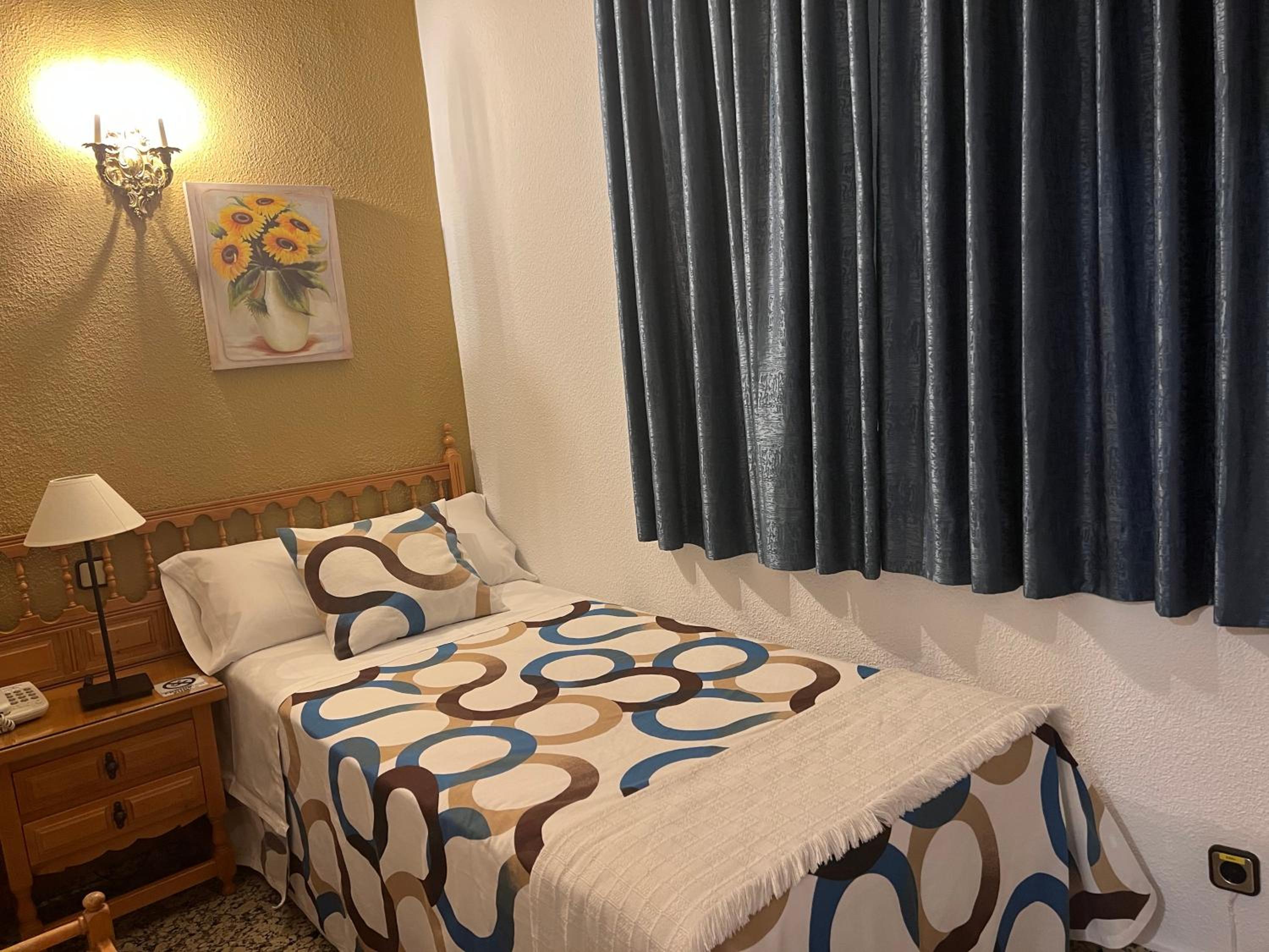 Single Room photo 3