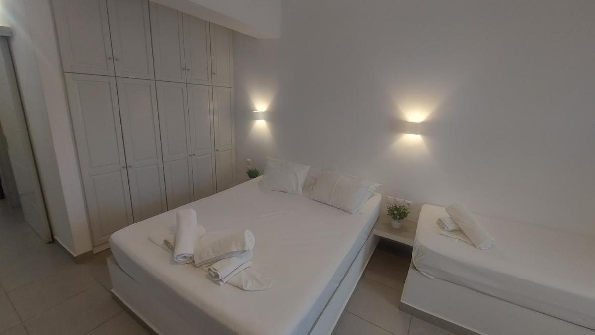 Studio Apartment - Photo 19