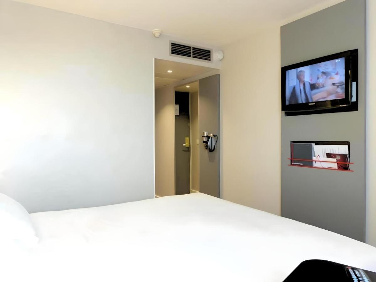 Double Room - Photo 3