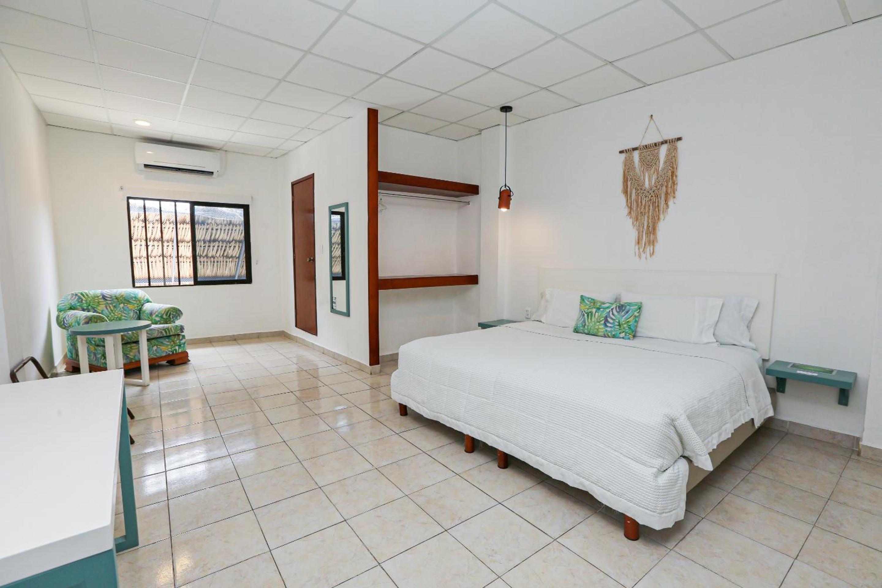 Superior King Room photo 1