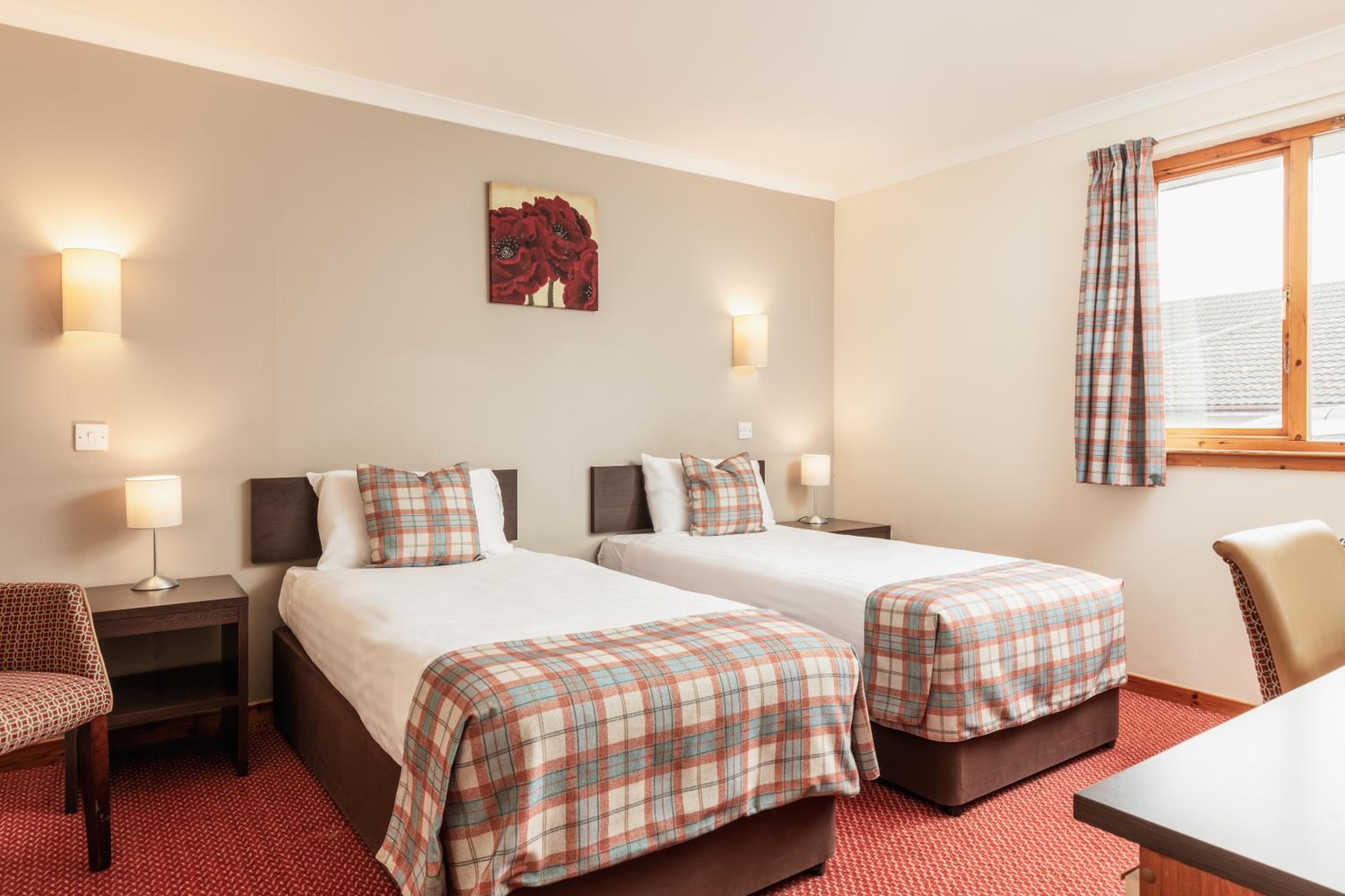 Twin Room - Photo 1