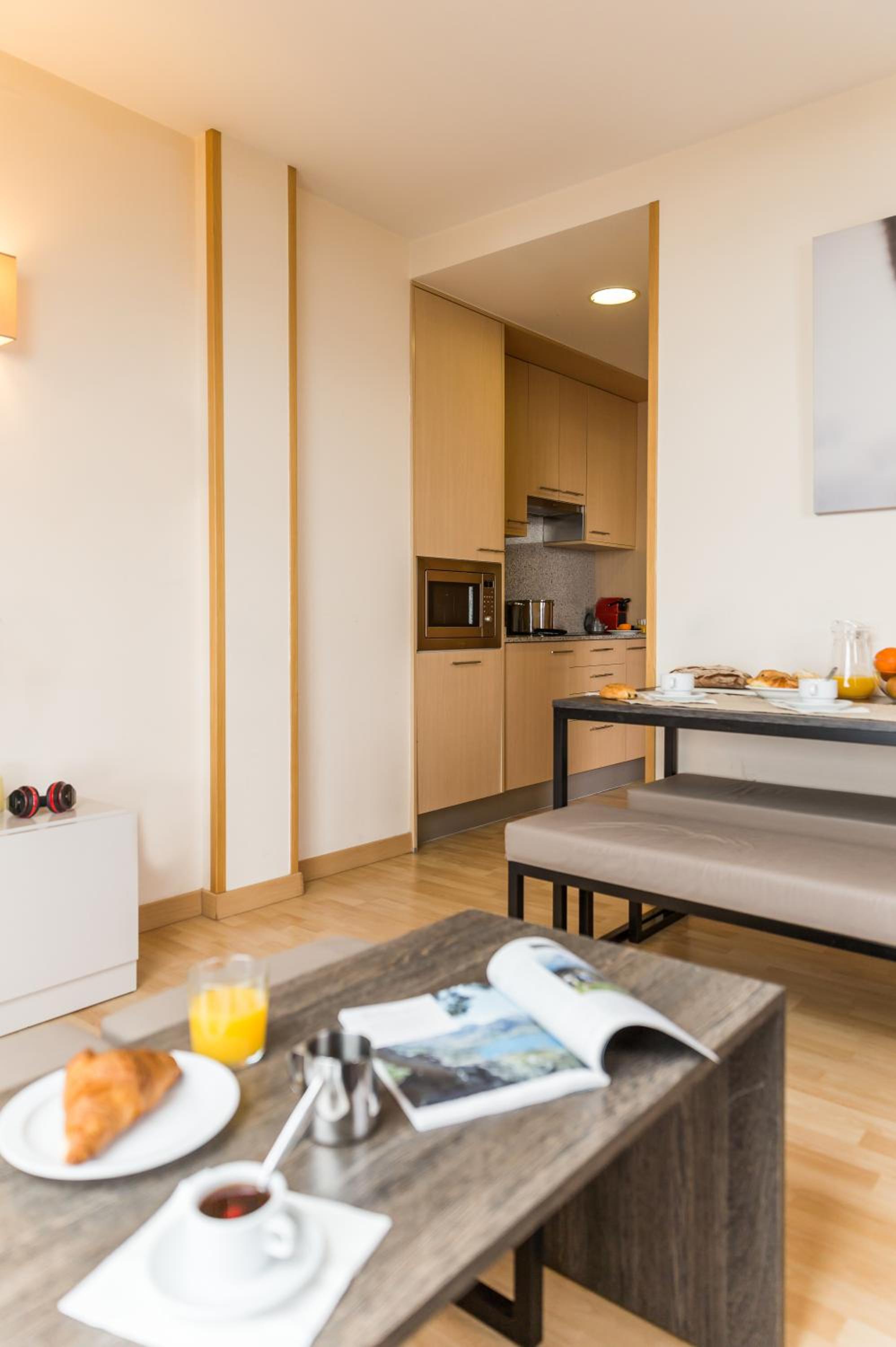 One-Bedroom Apartment