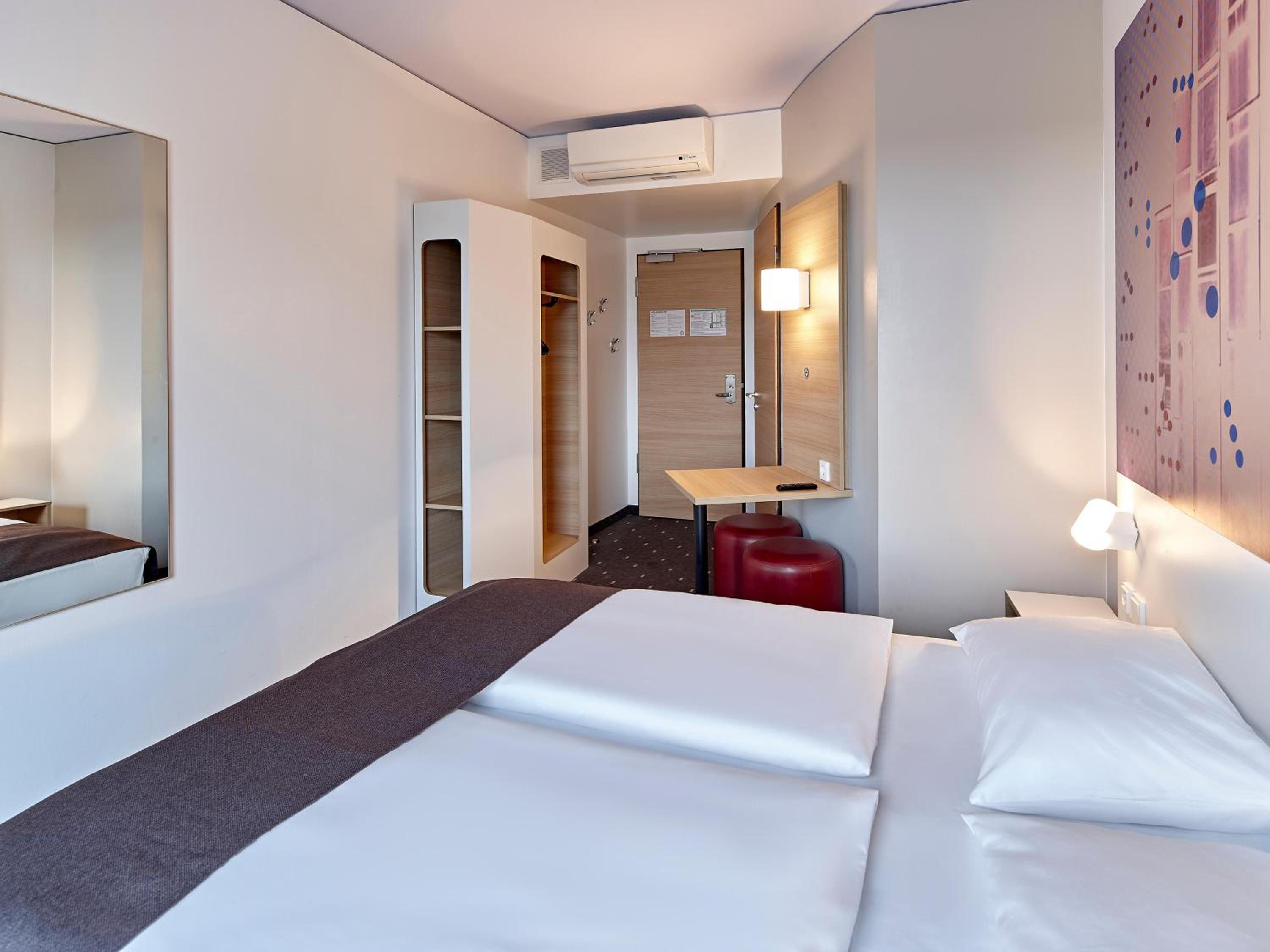 Double Room - Photo 4