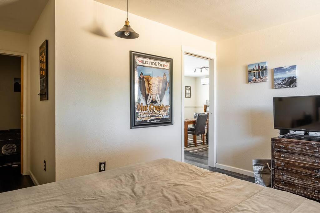 One-Bedroom House photo 1