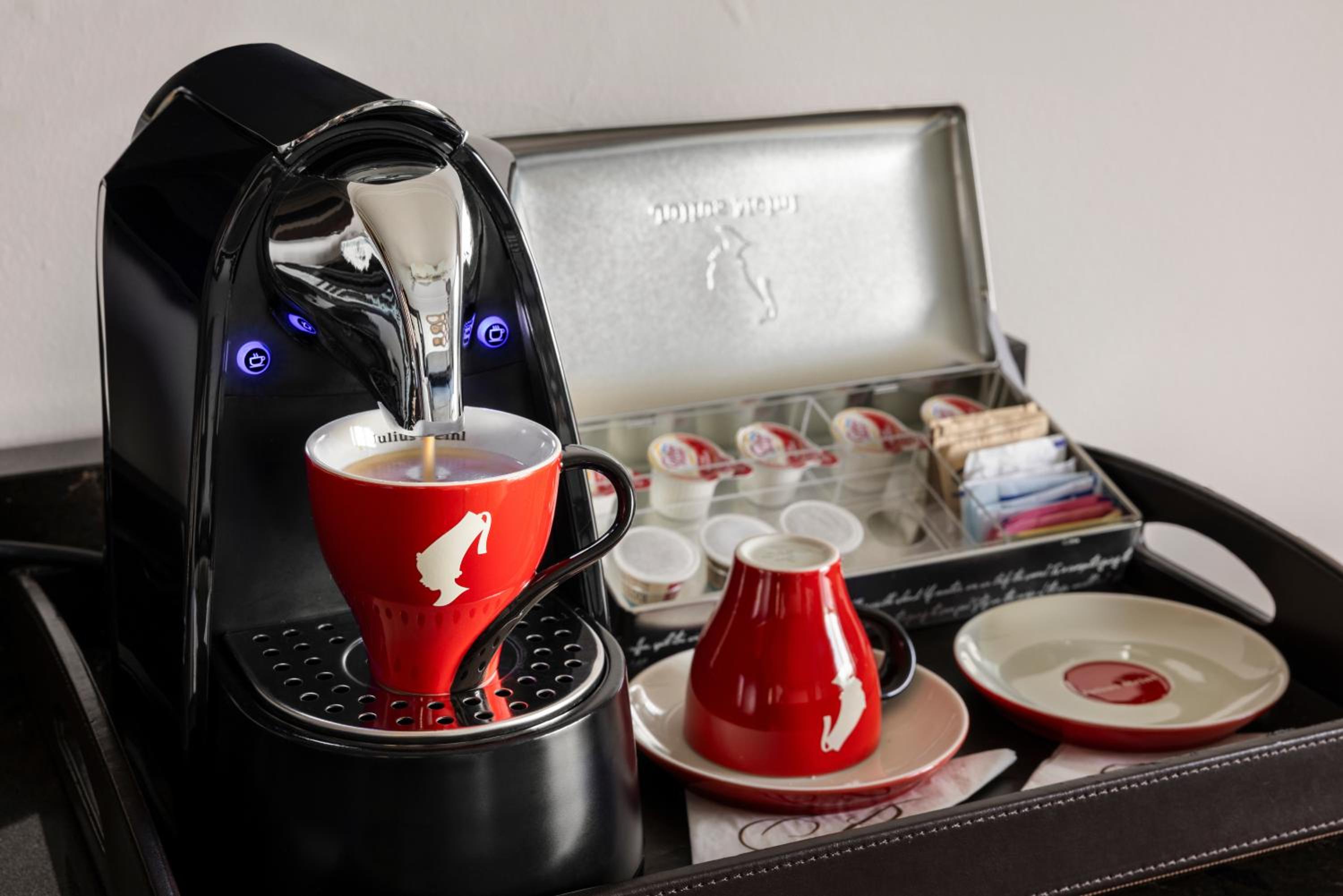 Accessible 1 King Bed