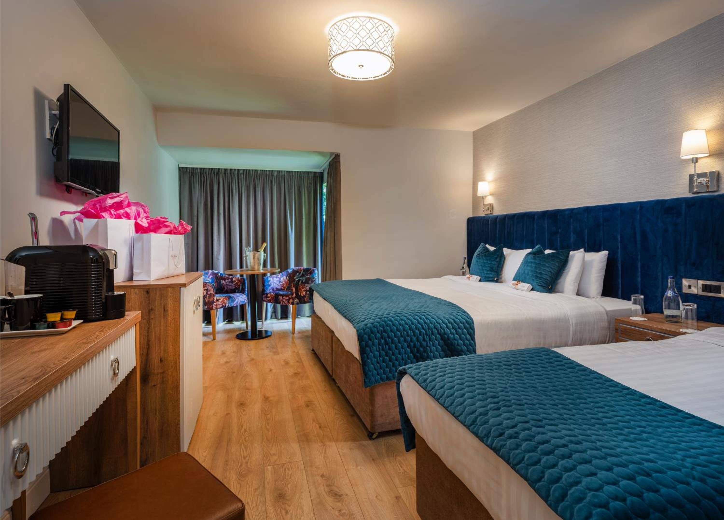 Twin Room - Photo 2