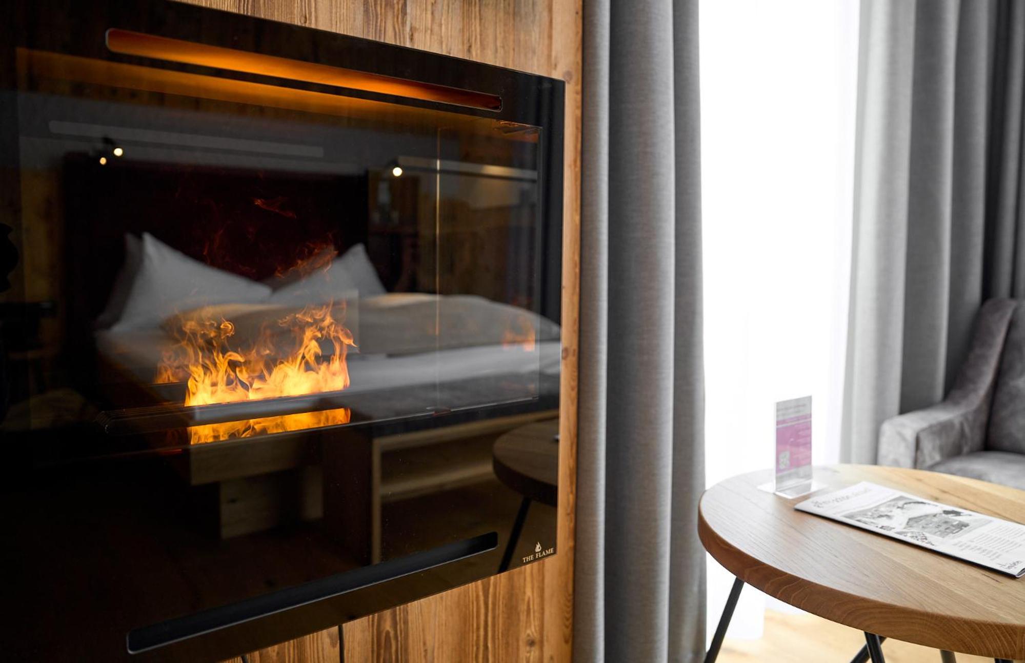 Deluxe Double Room with Shower