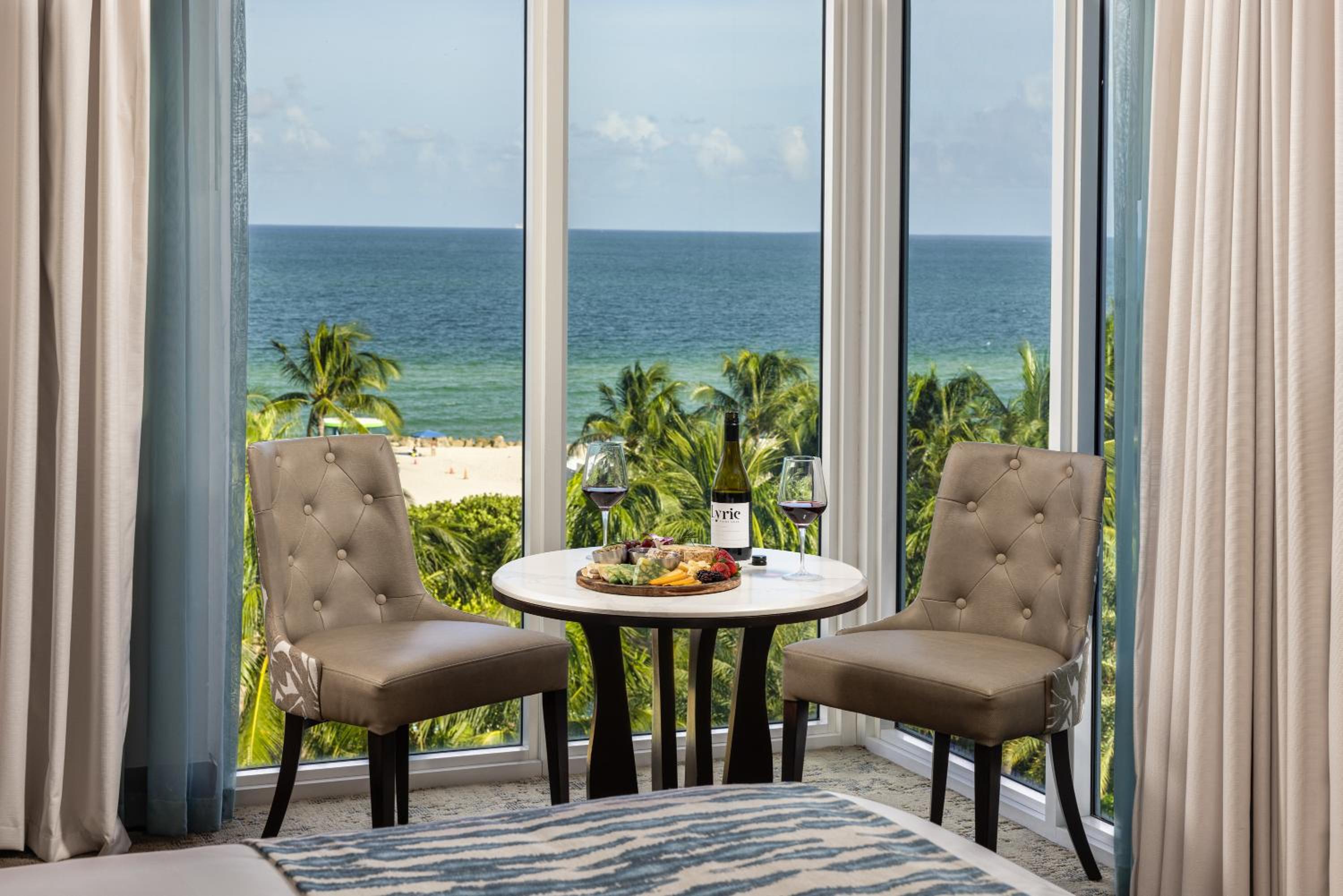 Oceanfront 2 Double Beds