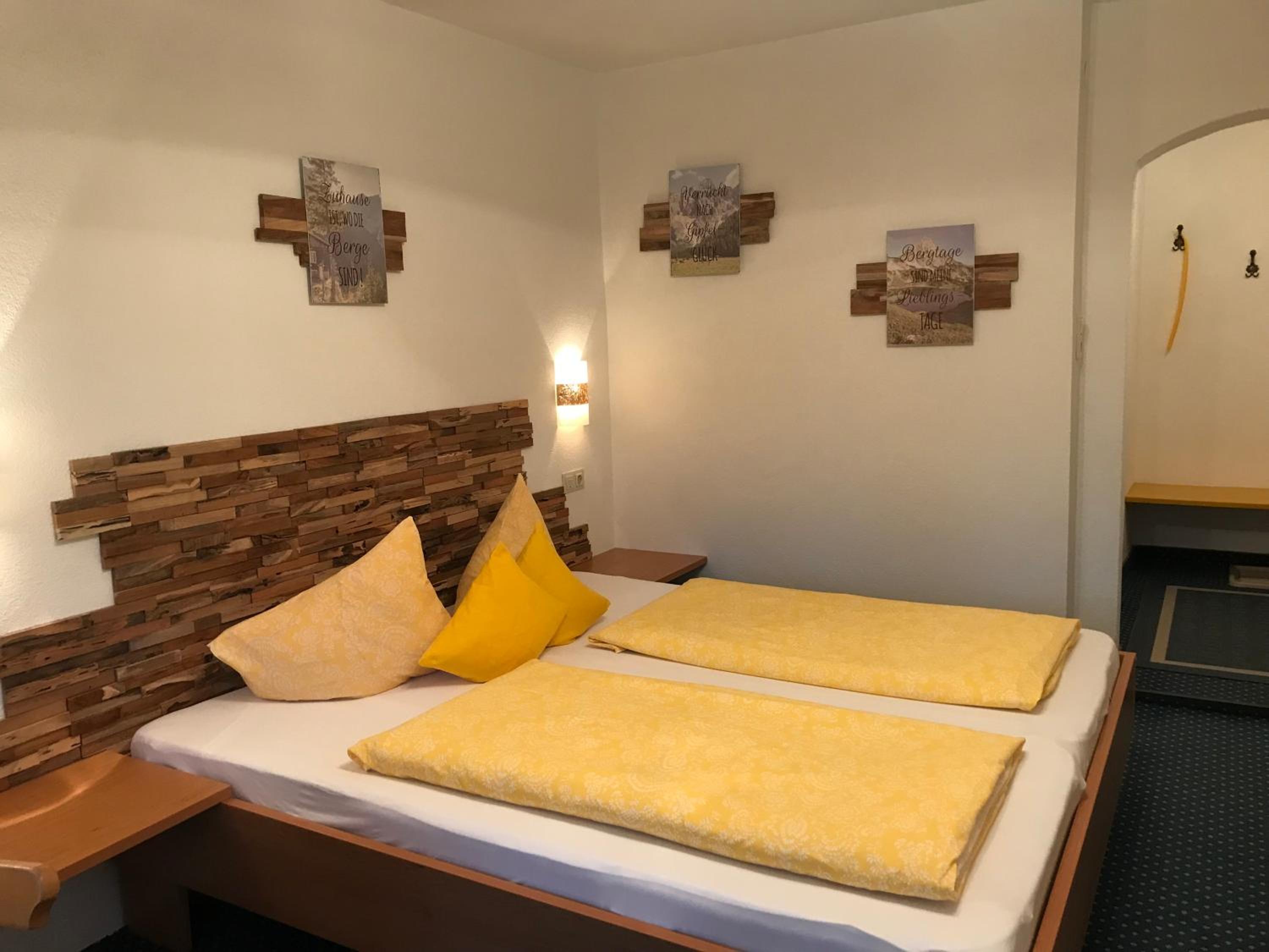 One-Bedroom Apartment with Balcony photo 1