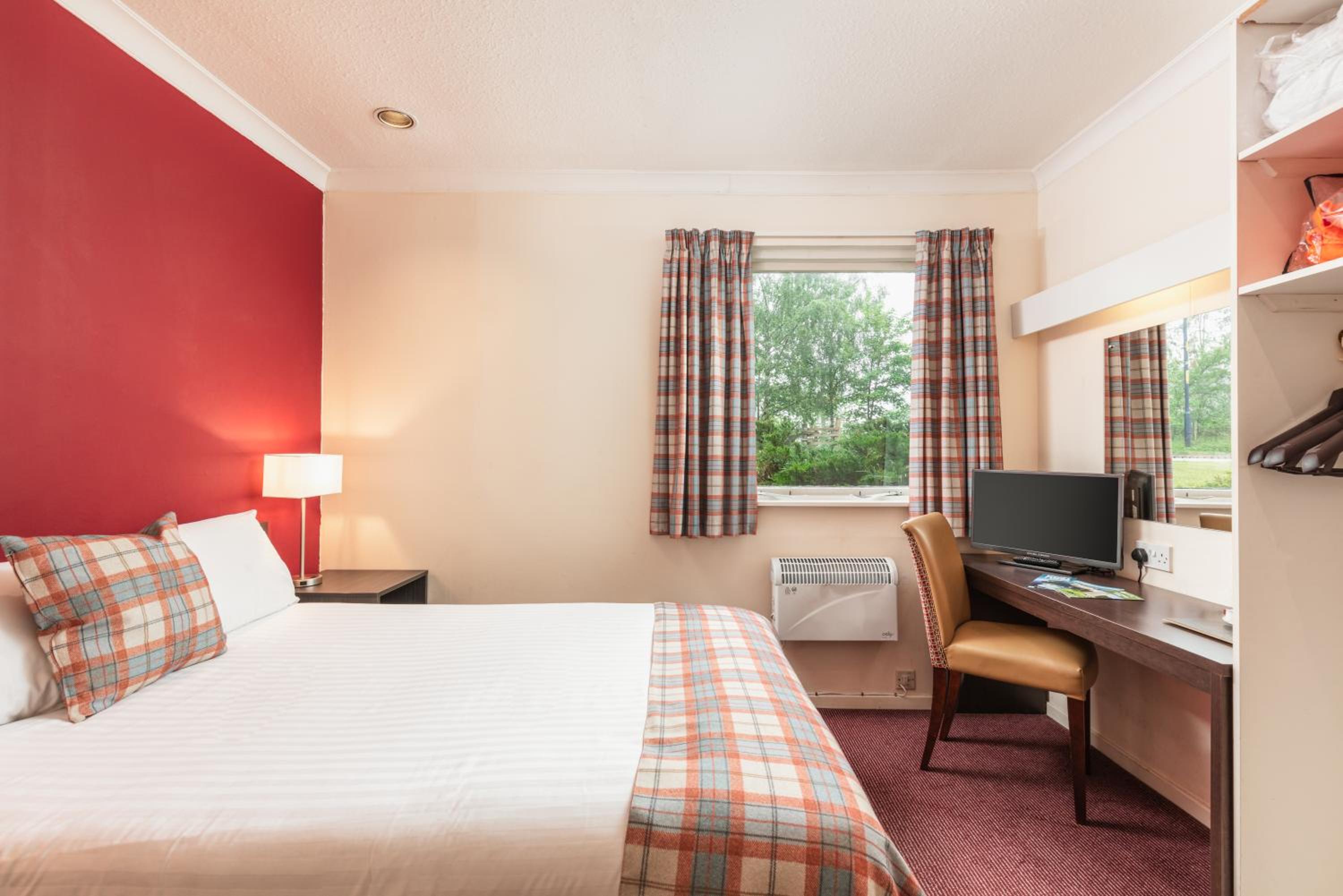Small Double Room - Photo 5