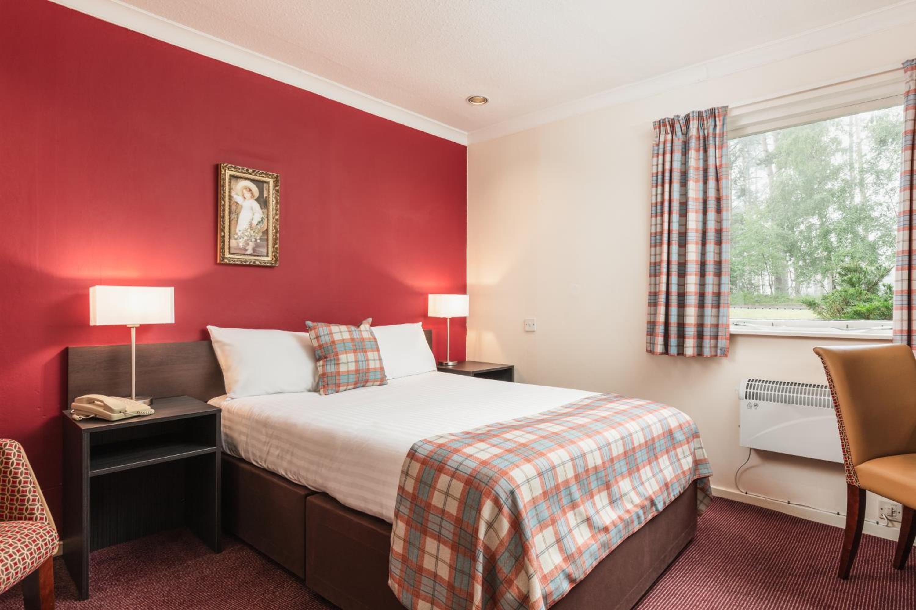 Small Double Room - Photo 1