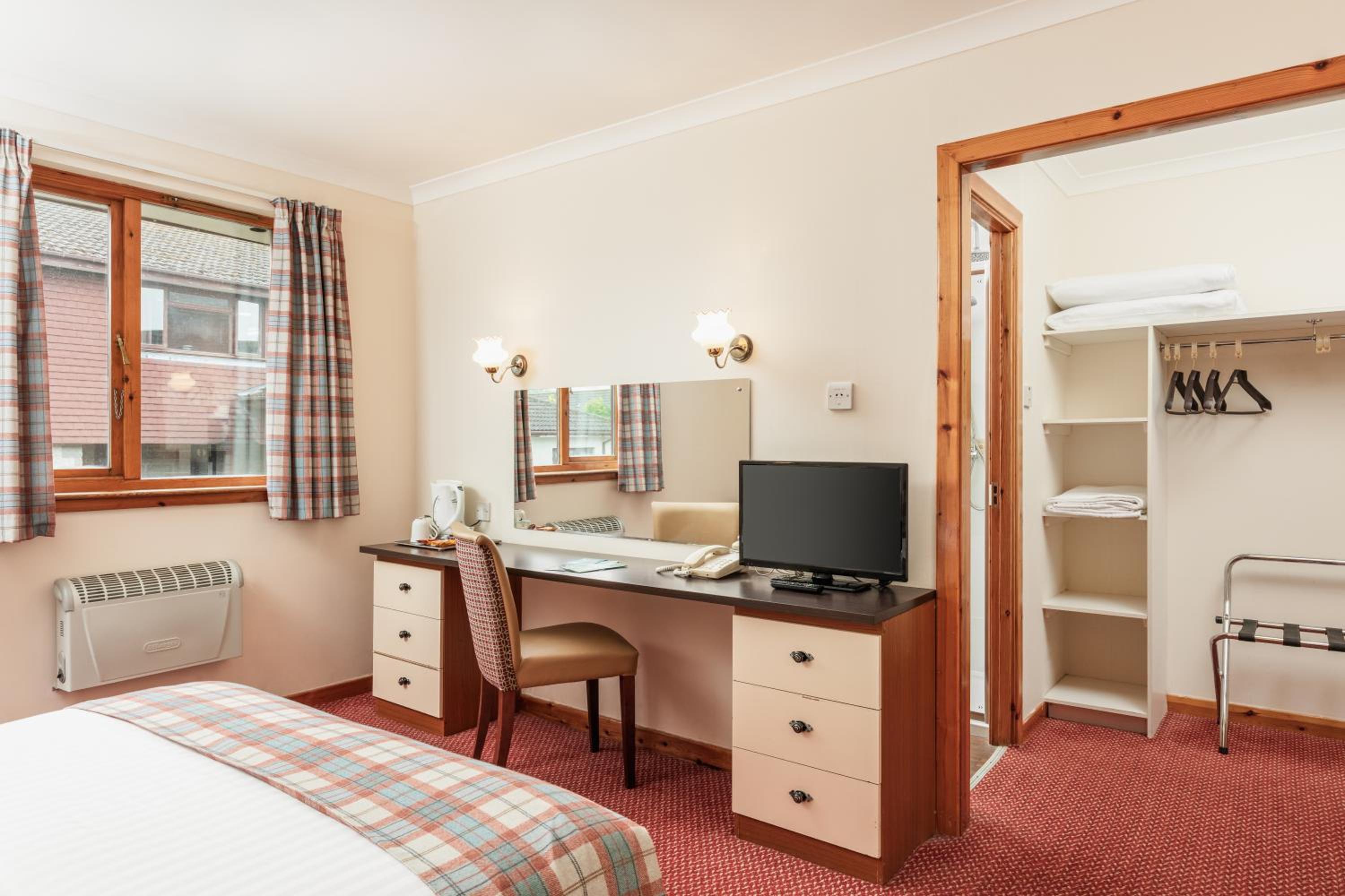 Double Room - Photo 4