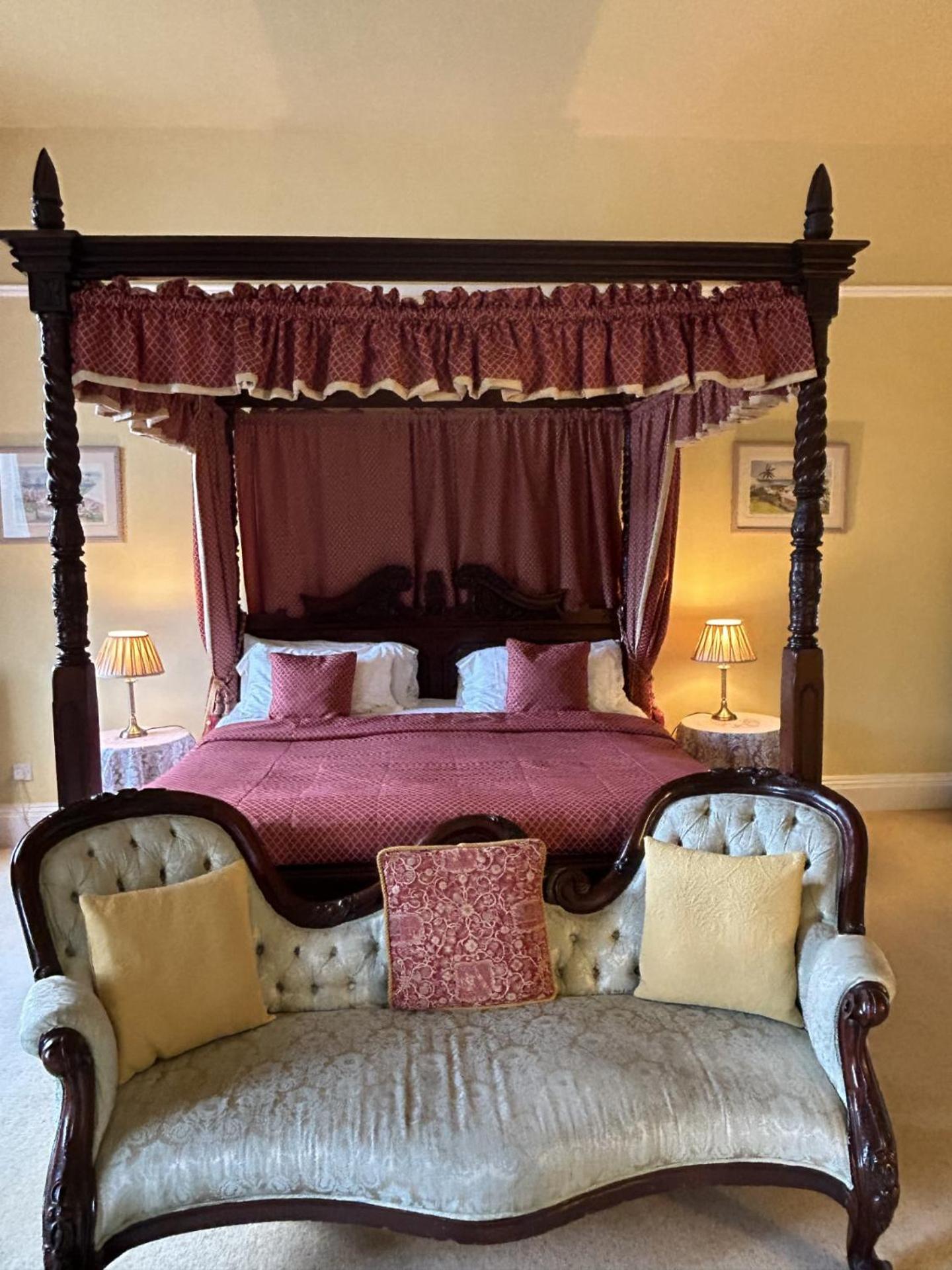 Deluxe King Room photo 2