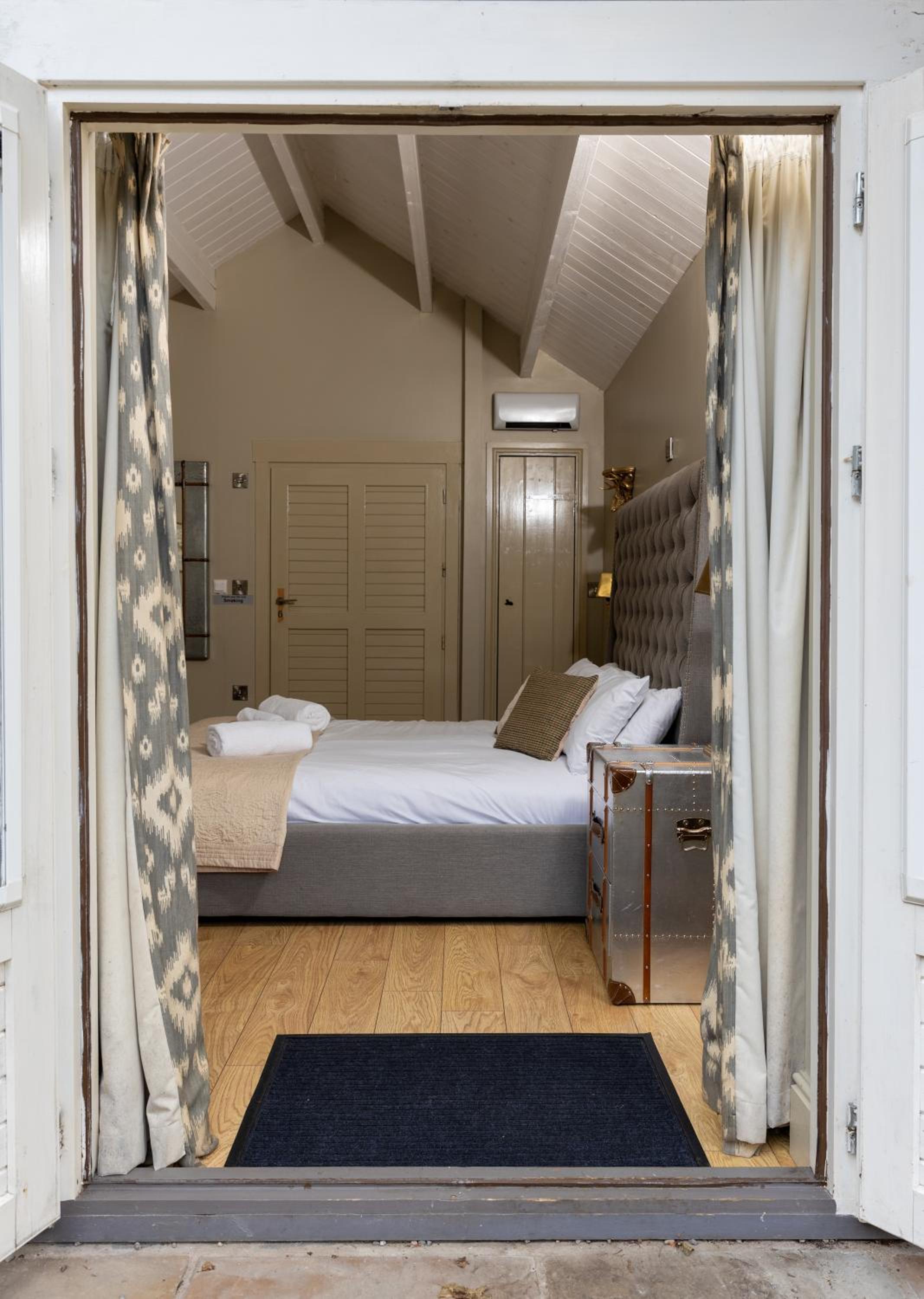 Deluxe Double Room (The Lodge) (Pet-Friendly Room) photo 2