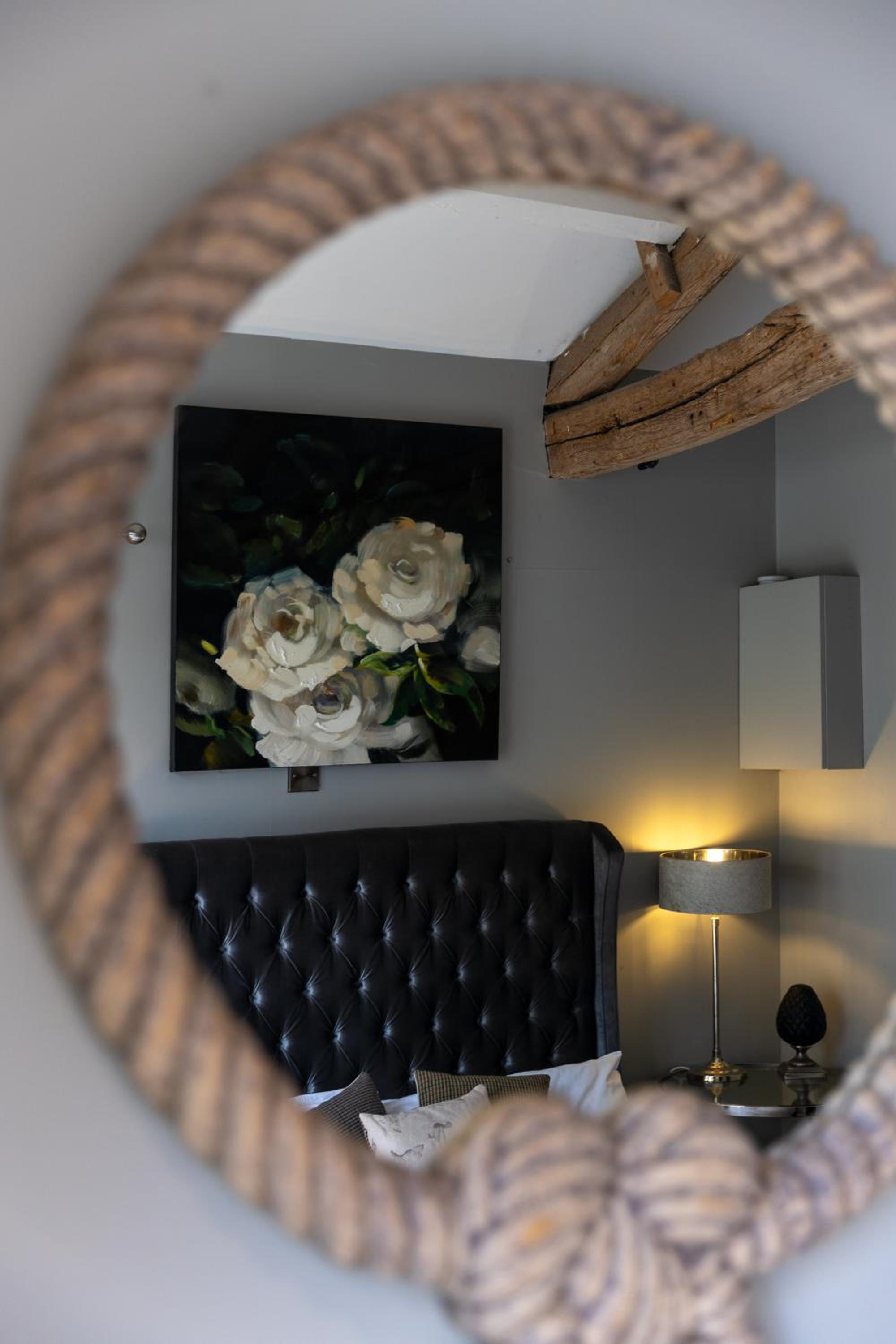 Deluxe Double Room (The Coach House) (Pet-Friendly Room) - Photo 4