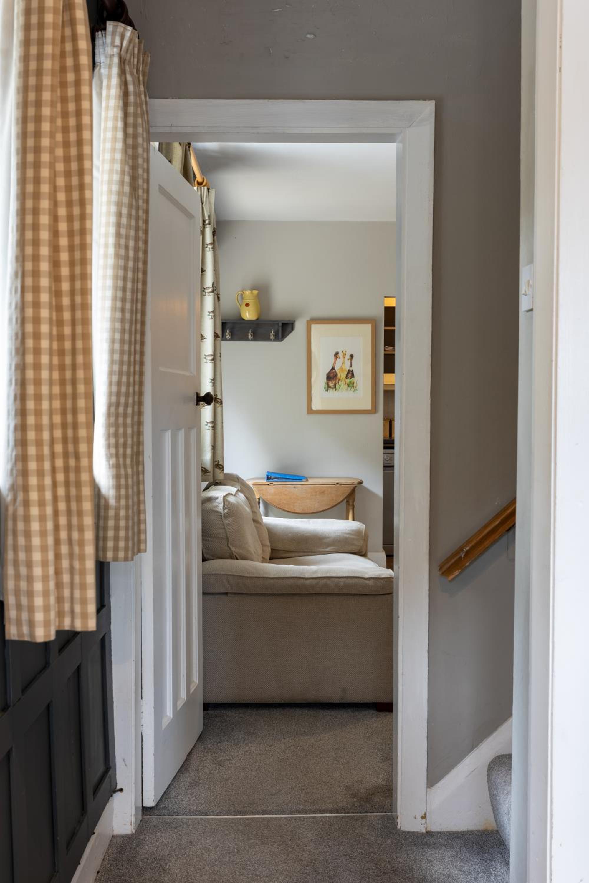 Three-Bedroom House (Lower Buck Cottage) (No Pets) - Photo 10