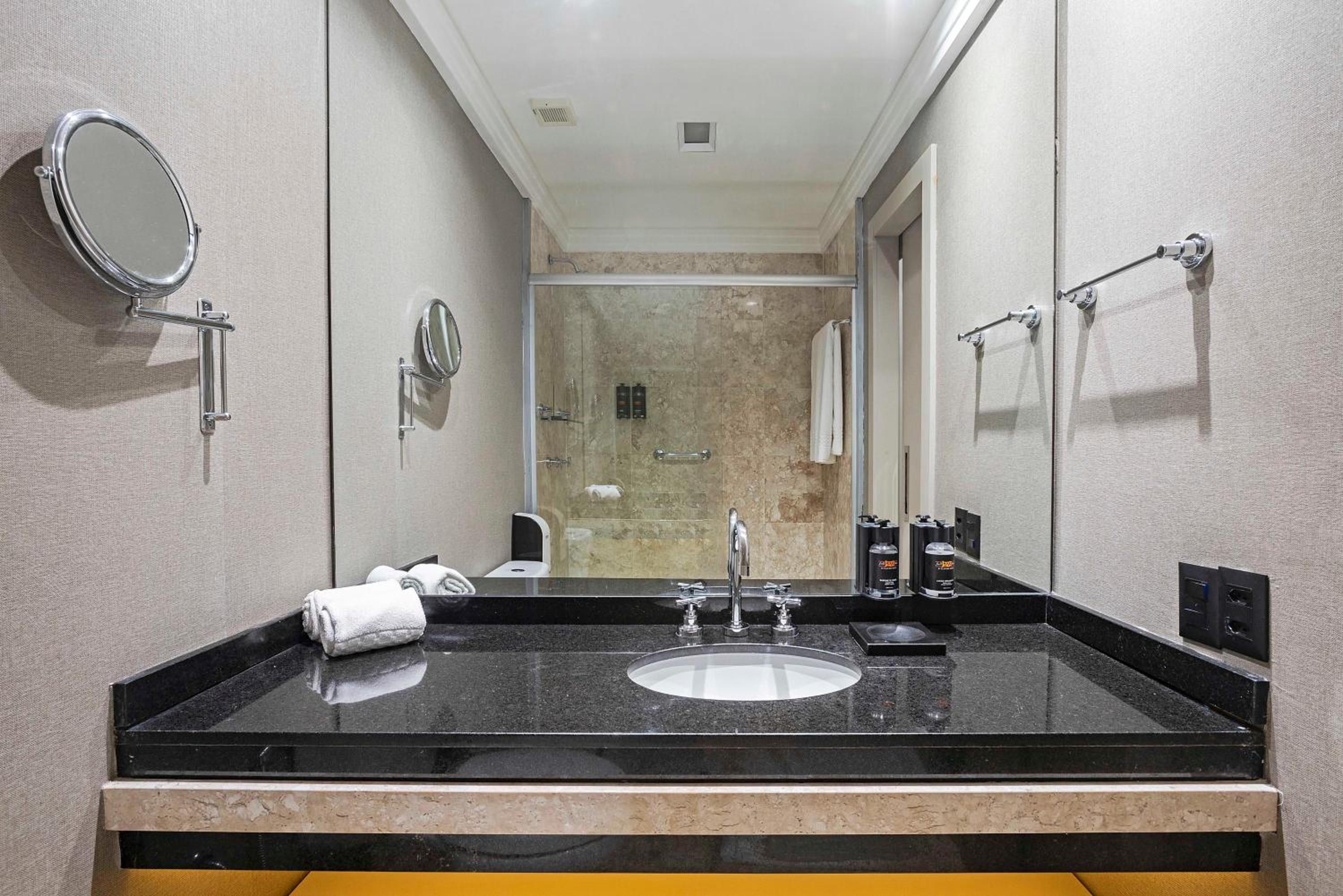 Deluxe Double Room - Photo 2