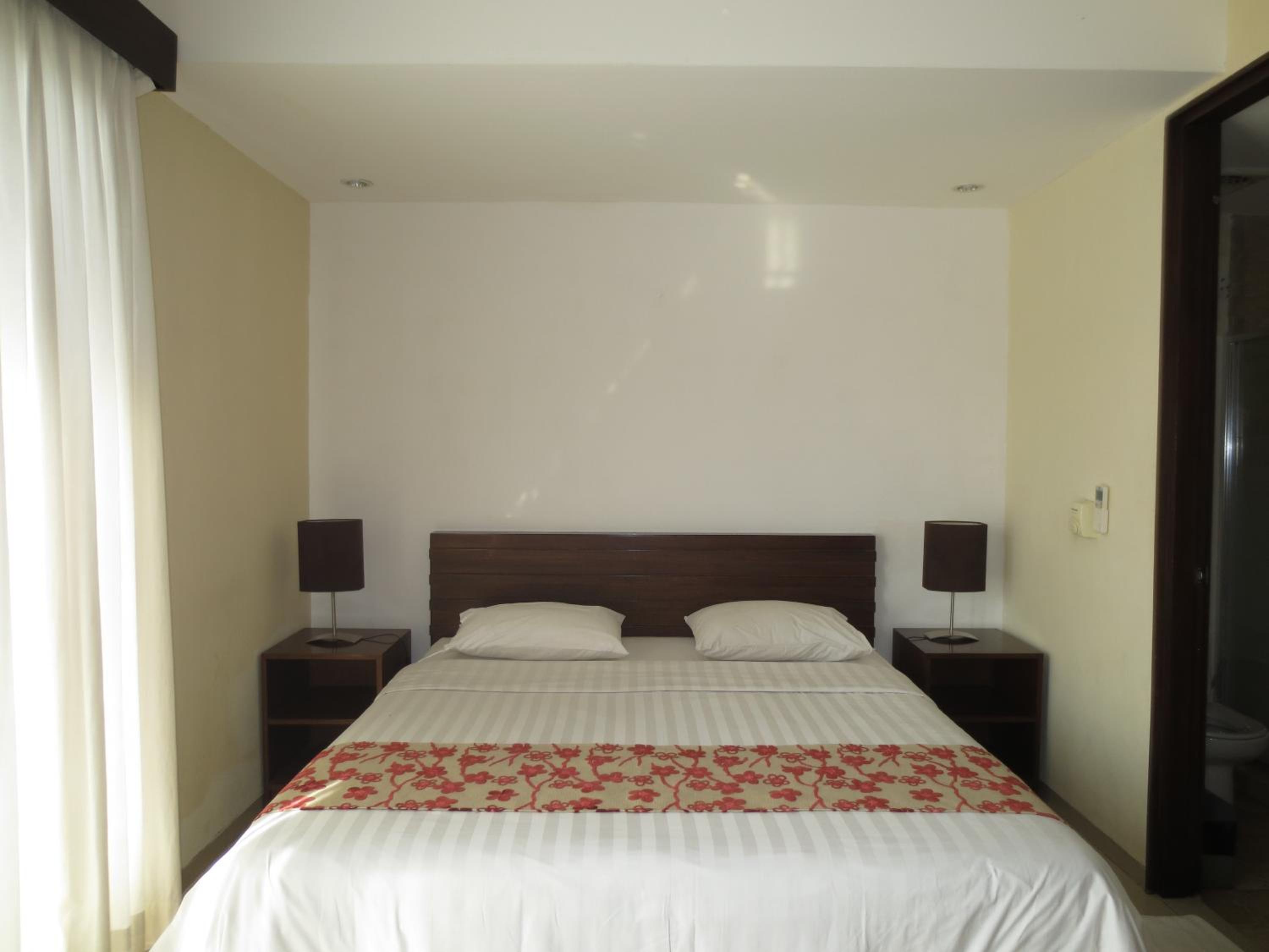 Two-Bedroom Apartment - Photo 5