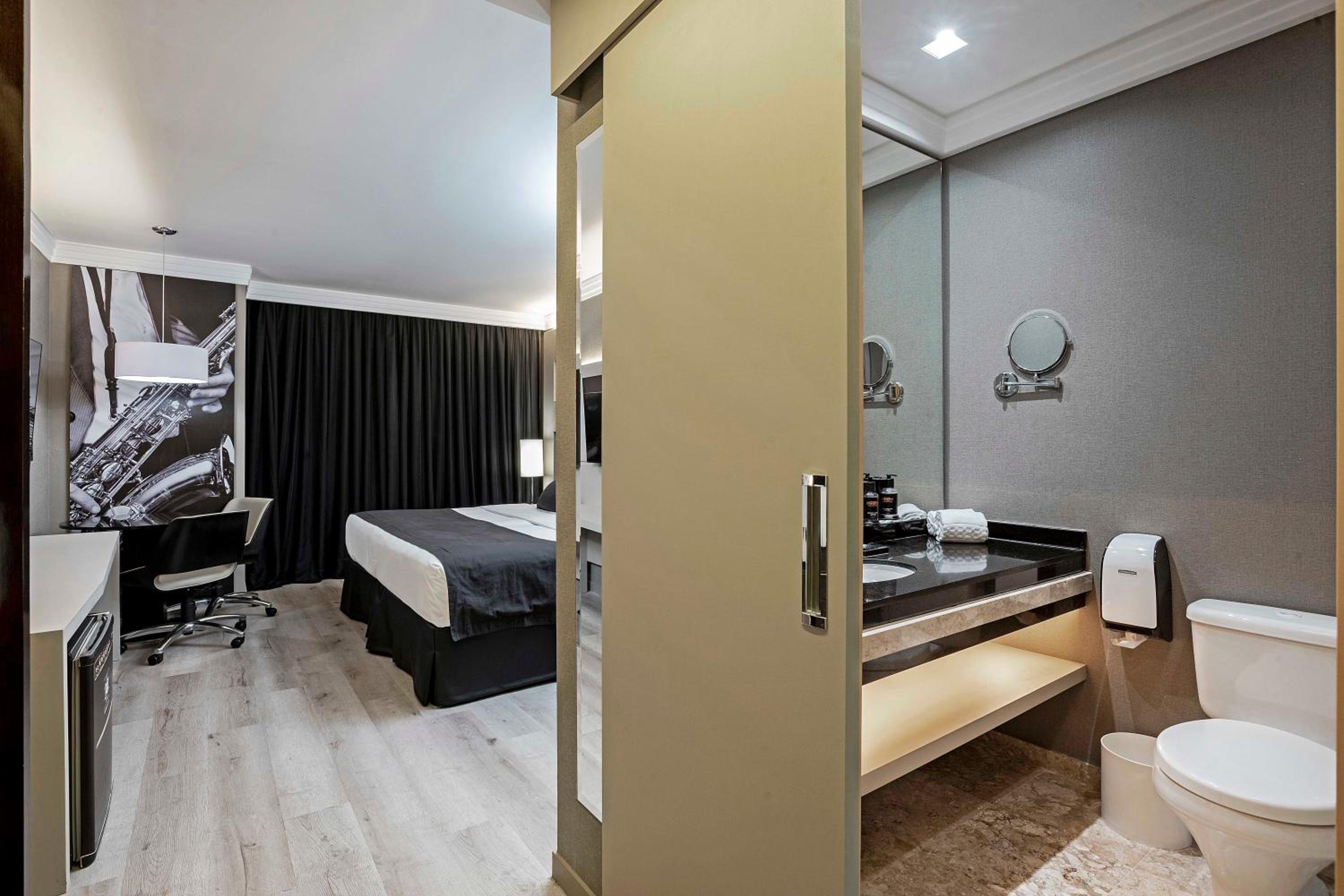 Deluxe Double Room - Photo 4