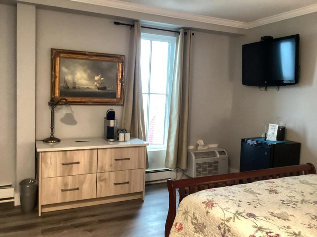 Queen Room with Sea View