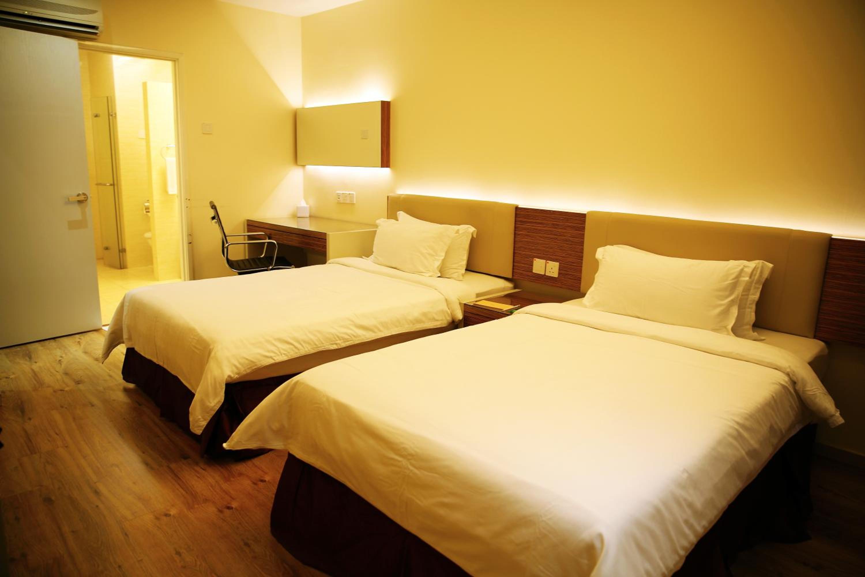 Two-Bedroom Suite photo 3