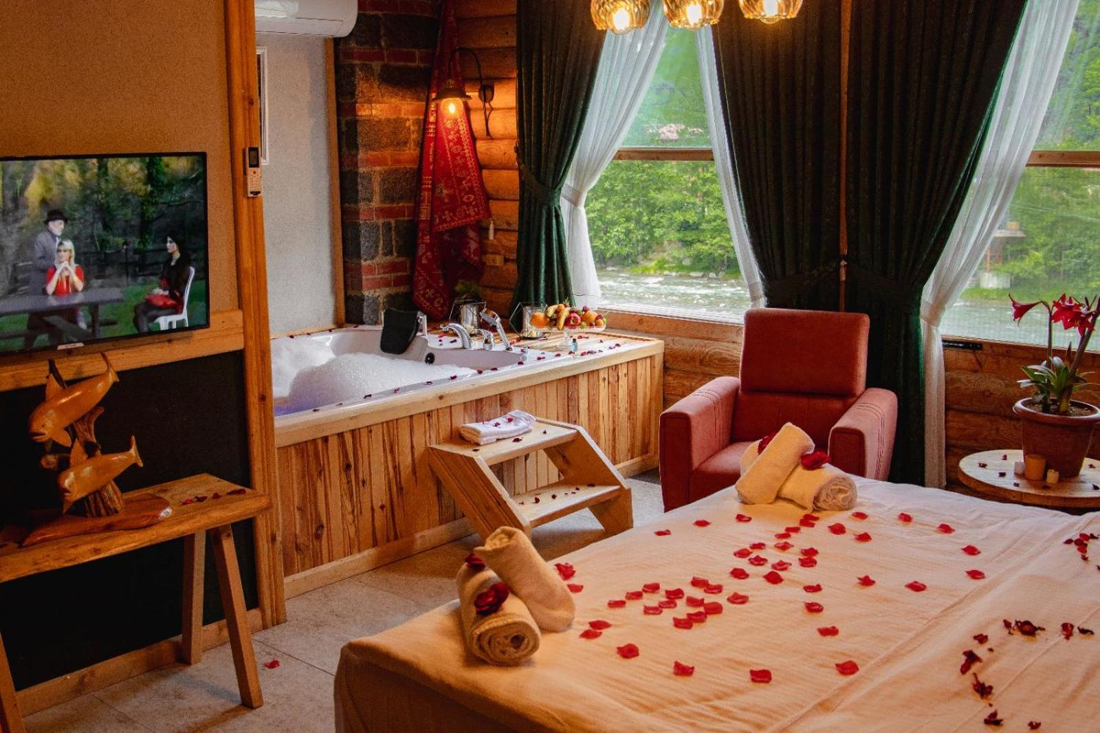 King Room with Spa Bath