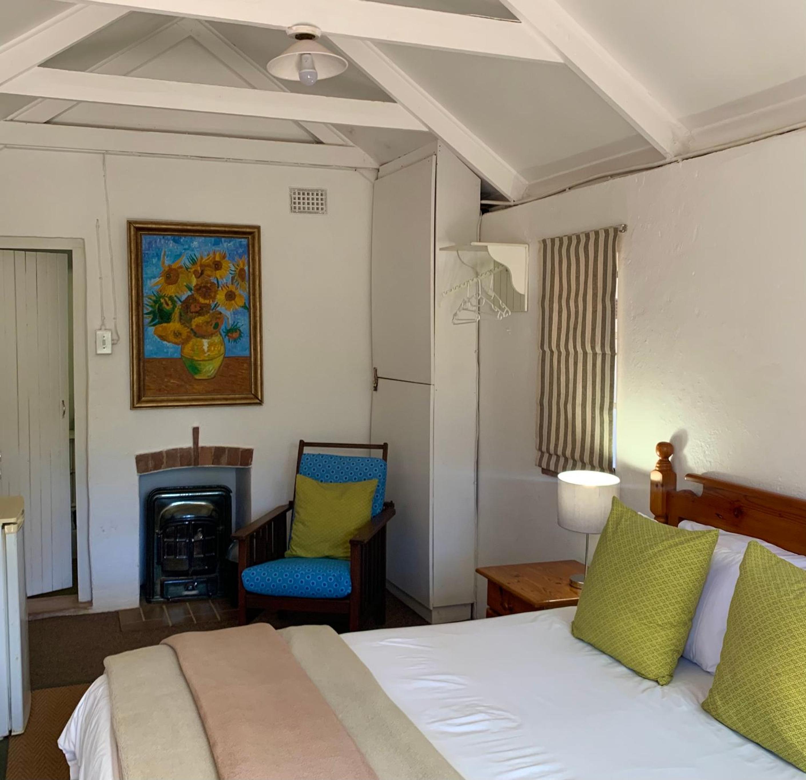 Double Room with Patio photo 1