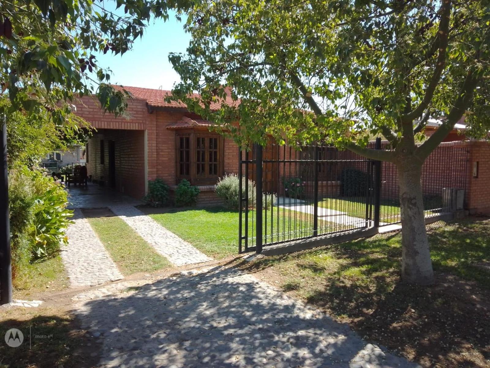 Two-Bedroom House photo 2