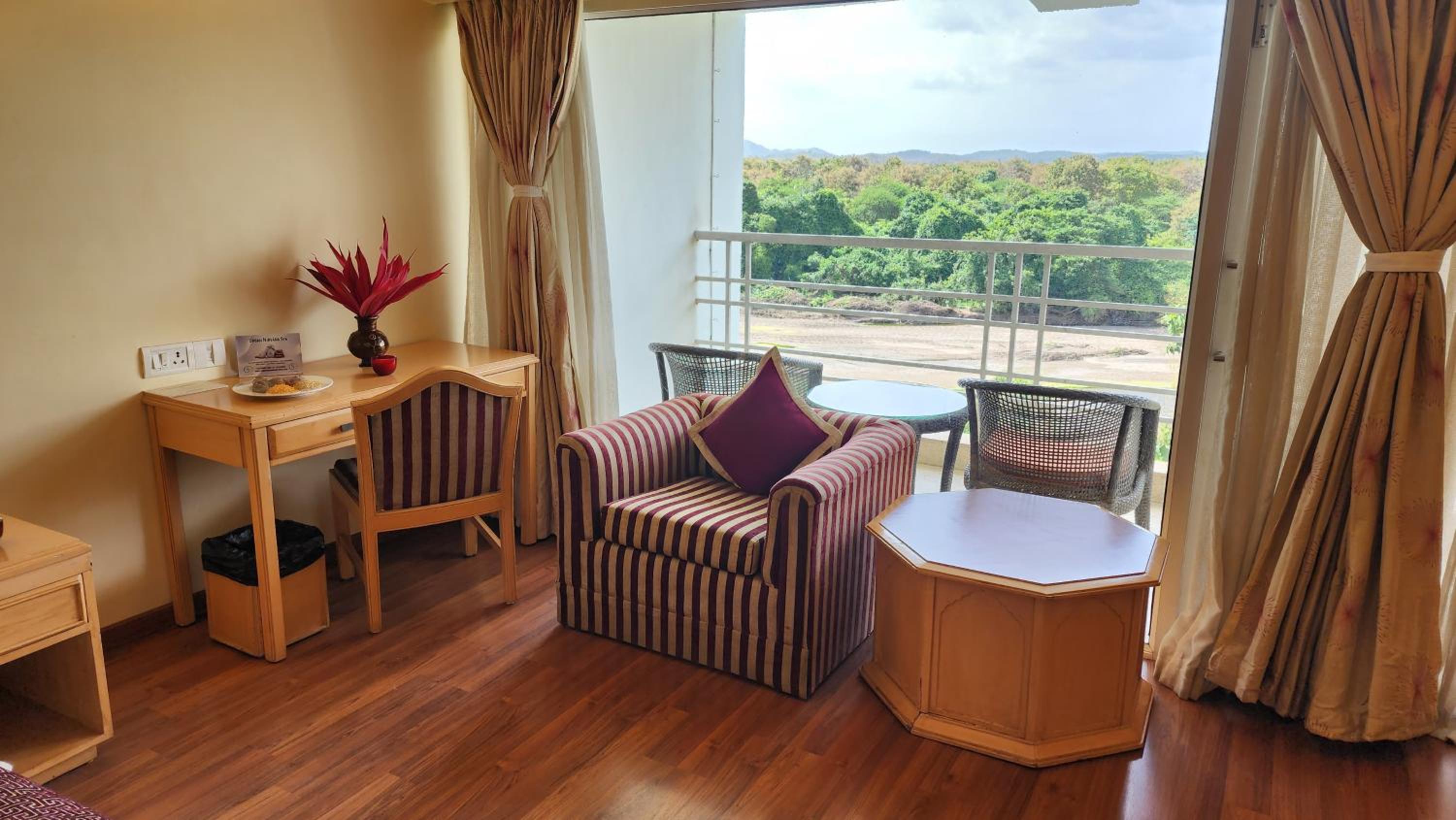 Superior Twin Room - Photo 4