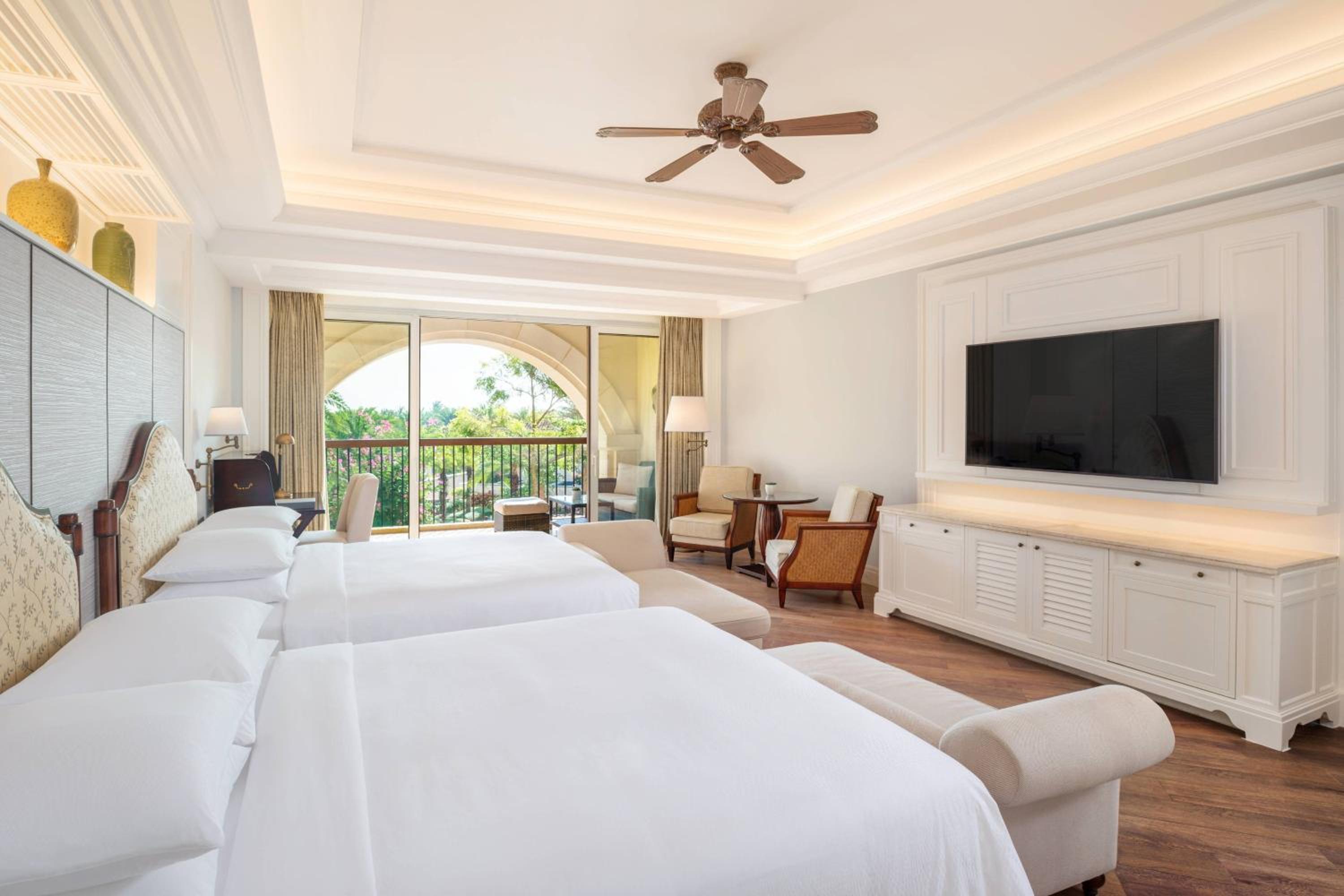 Deluxe Garden View Twin Room