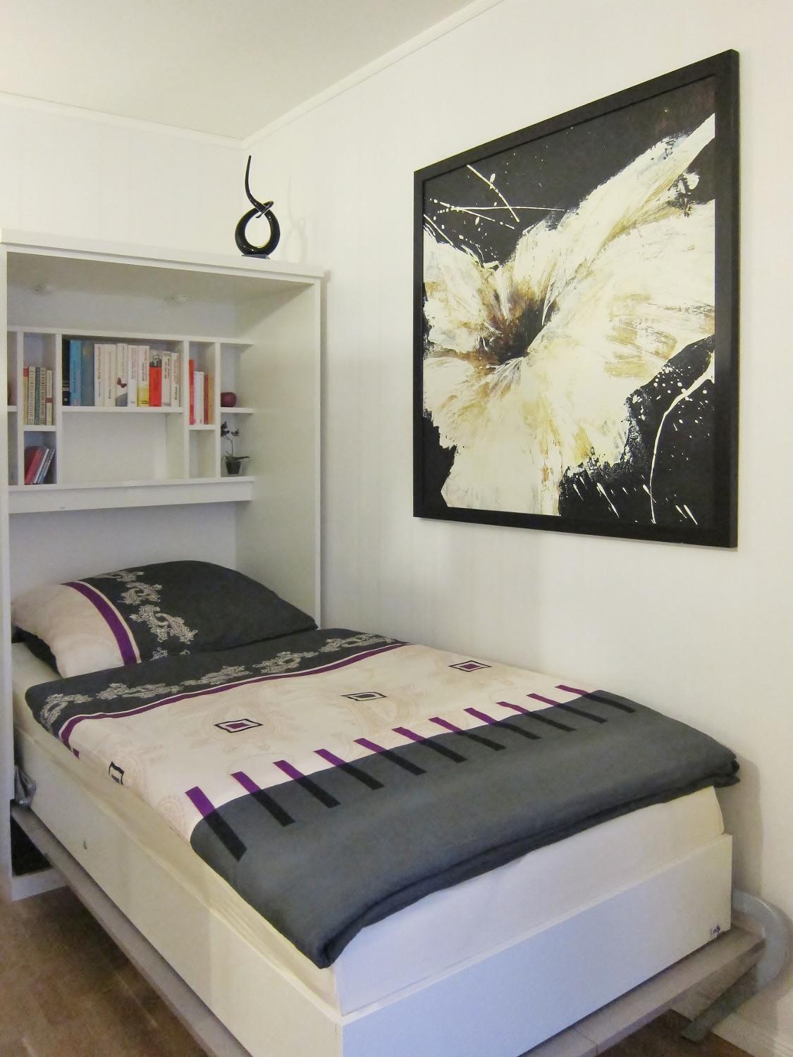 One-Bedroom Apartment photo 2
