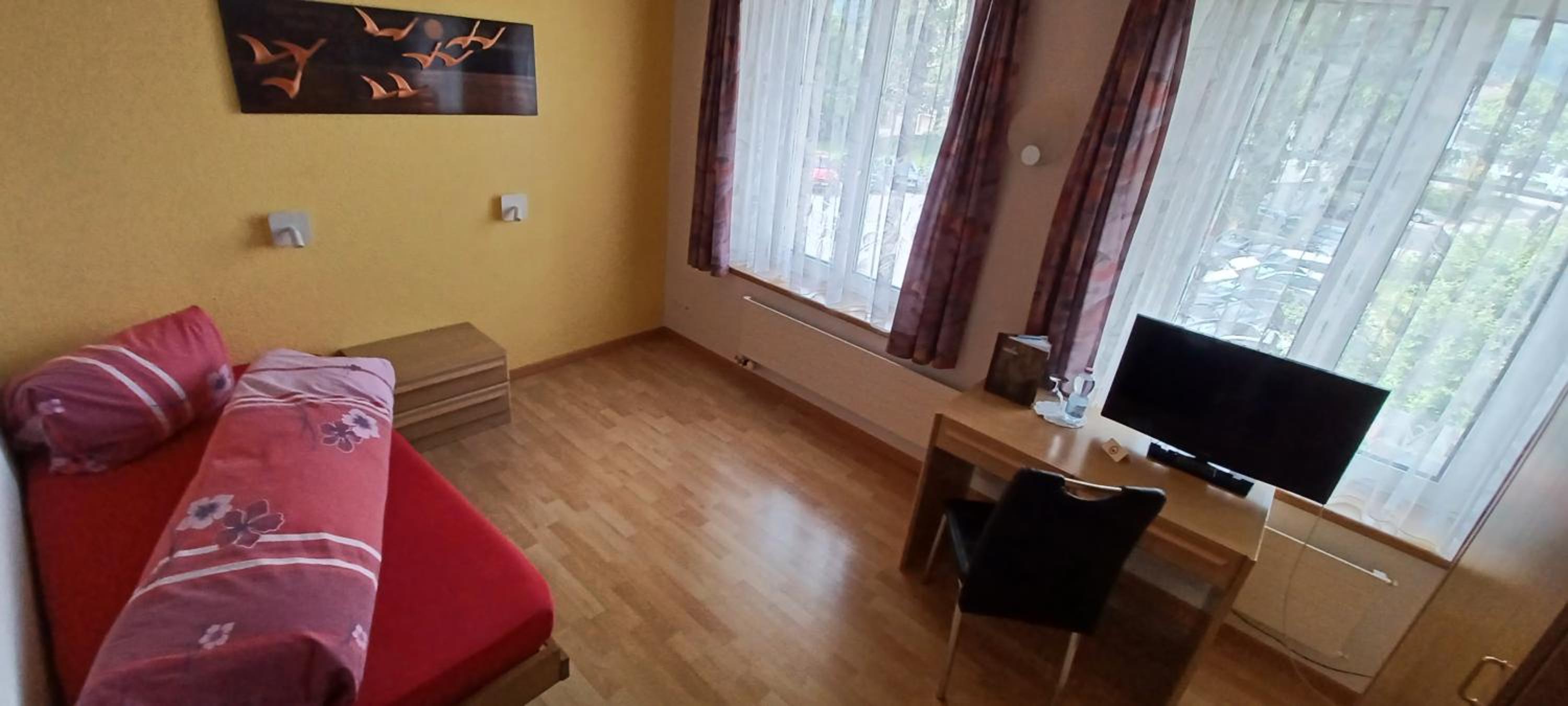 Single Room with Shower photo 3